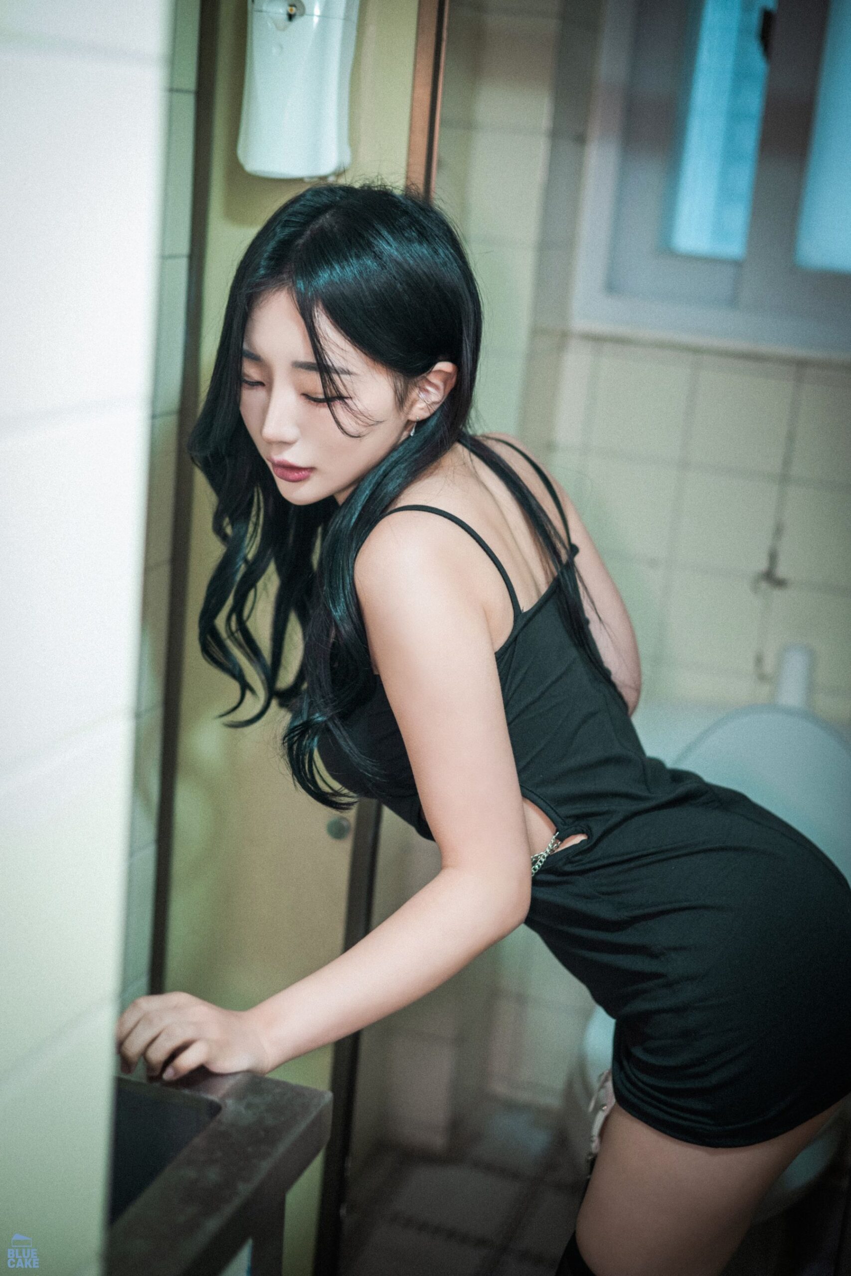 [BLUECAKE] Newbom – Night with me 日韩写真-第116张