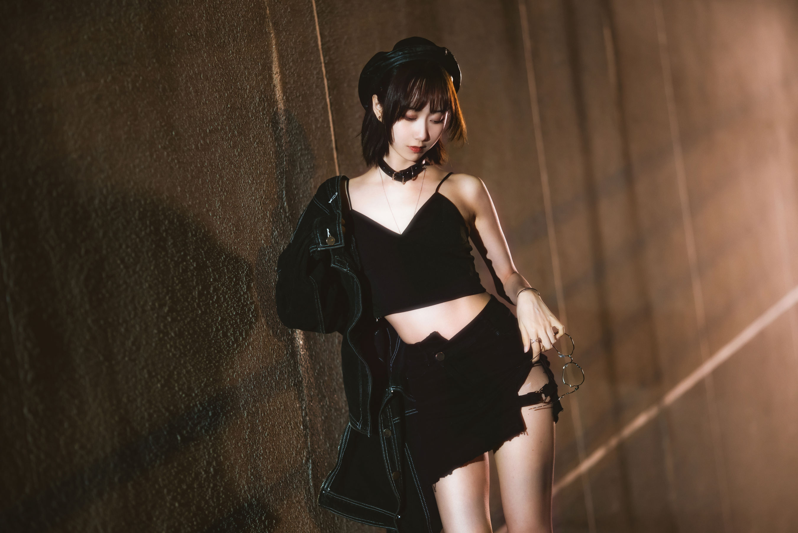 [Cosplay写真] 萌系小姐姐木绵绵OwO – 室外短裙 Cosplay-第1张