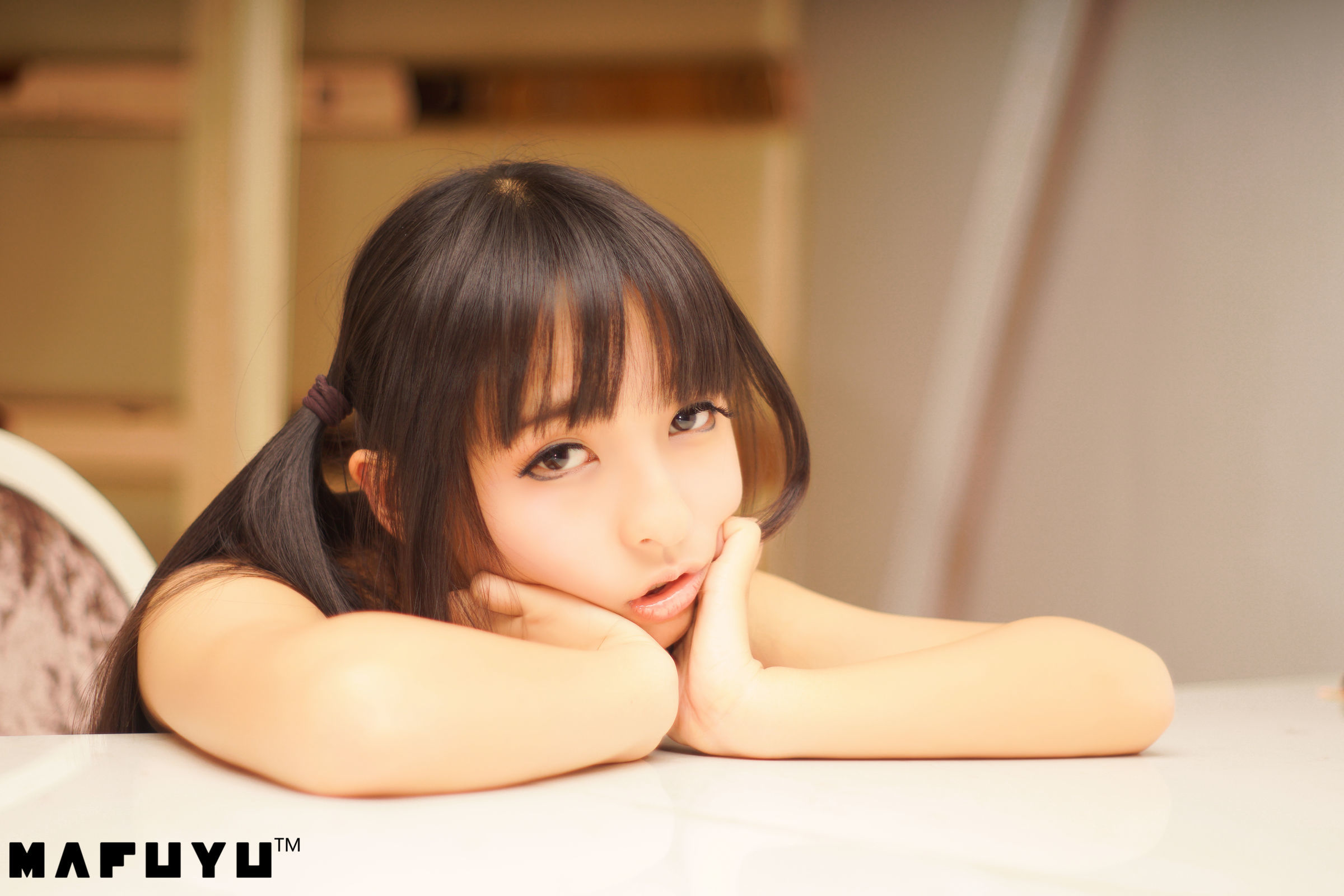 [萝莉COS] 神楽坂真冬 裸足系列 Cosplay-第1张