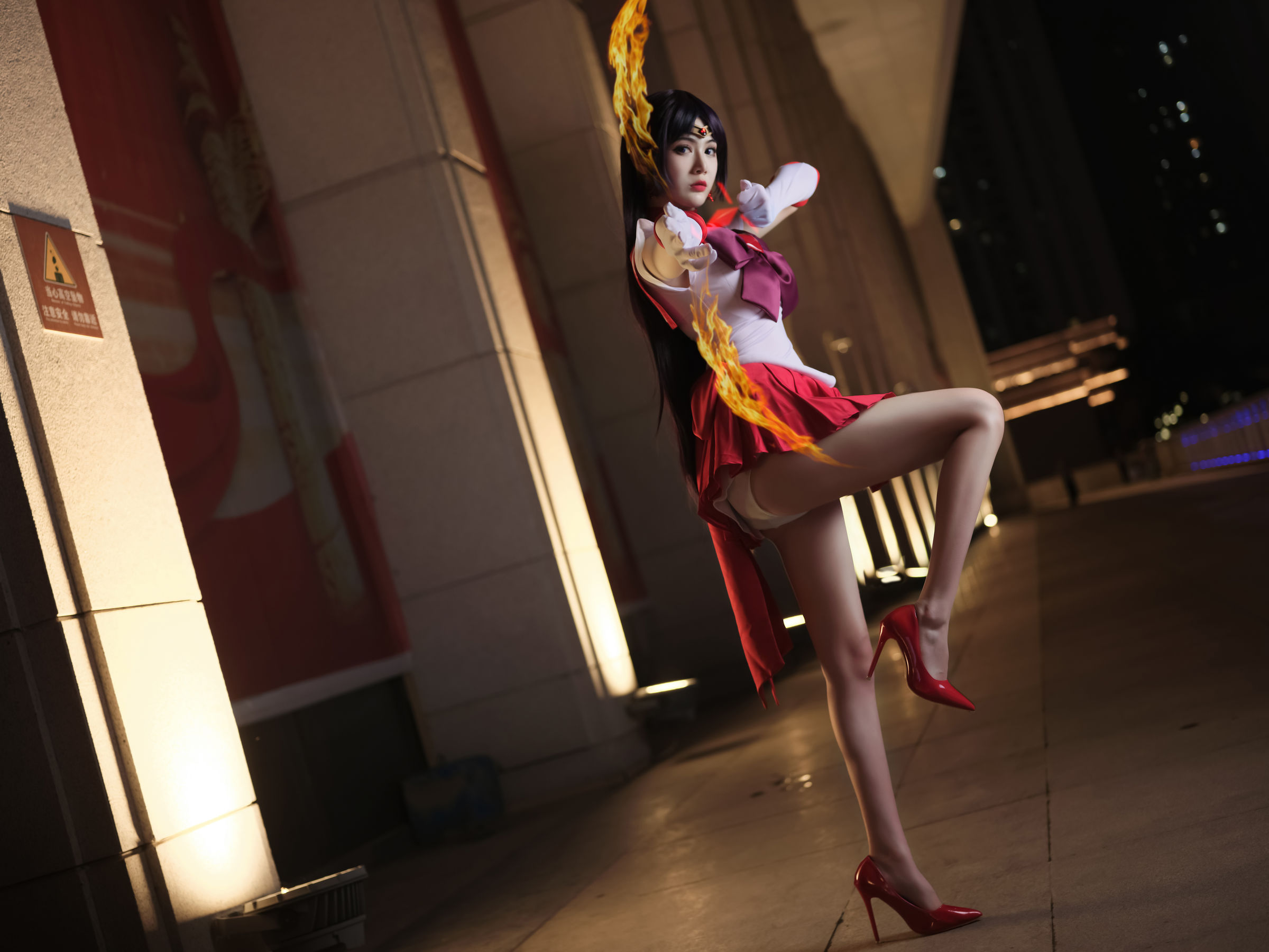 一米八的大梨子 – 火野丽 Cosplay-第2张
