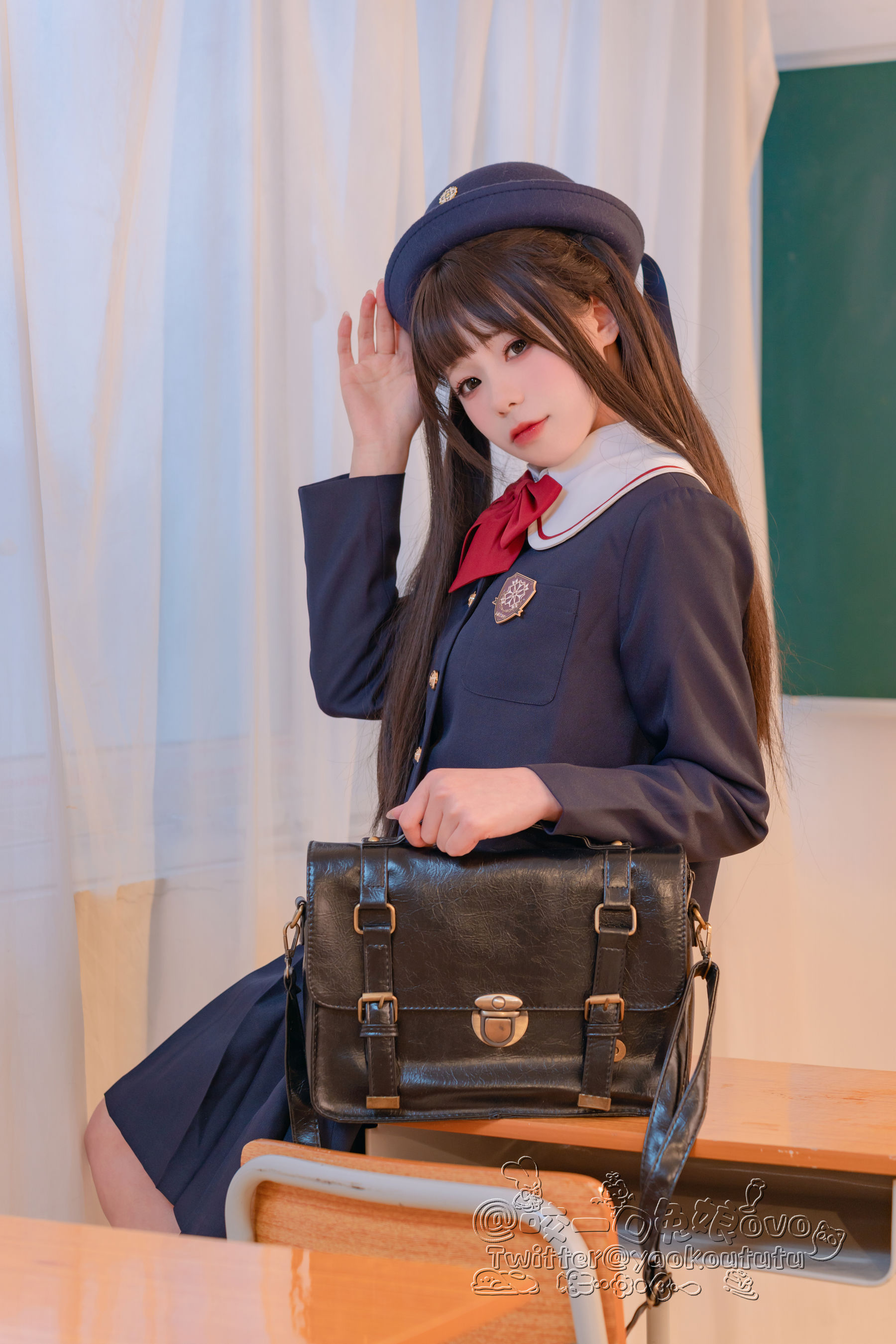 咬一口兔娘 – 入学式 Cosplay-第1张