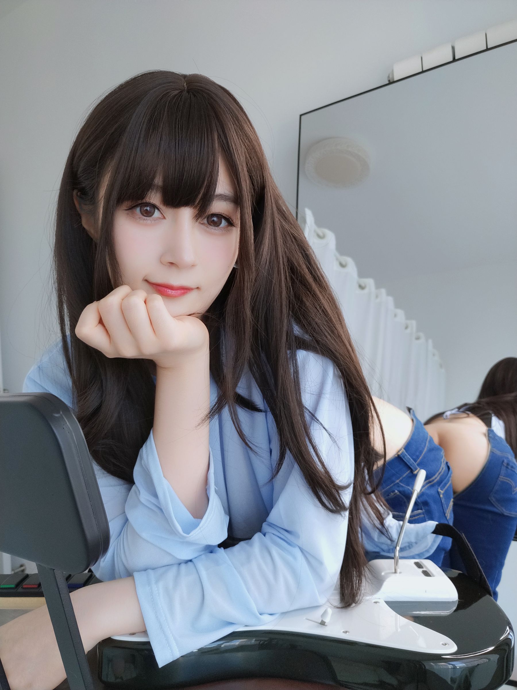 Coser小姐姐白银 – 妹は服を着てください Cosplay-第2张