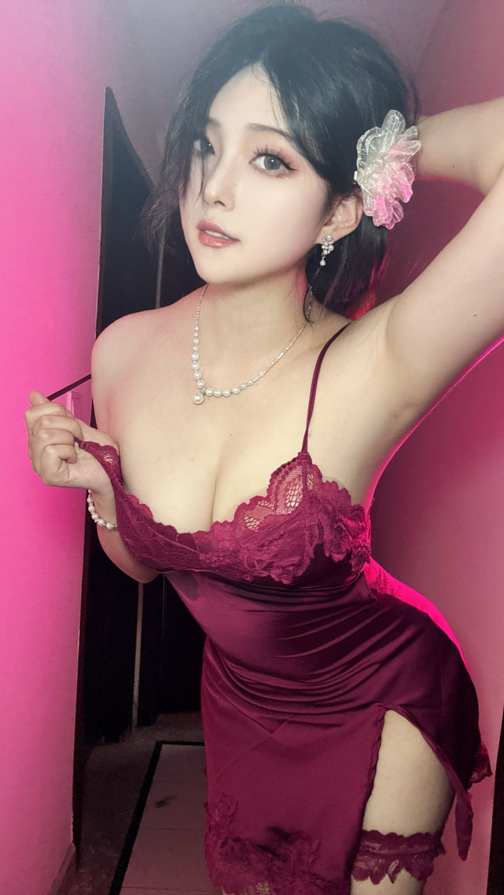 Natsuko夏夏子 – 紫罗兰 Cosplay-第1张