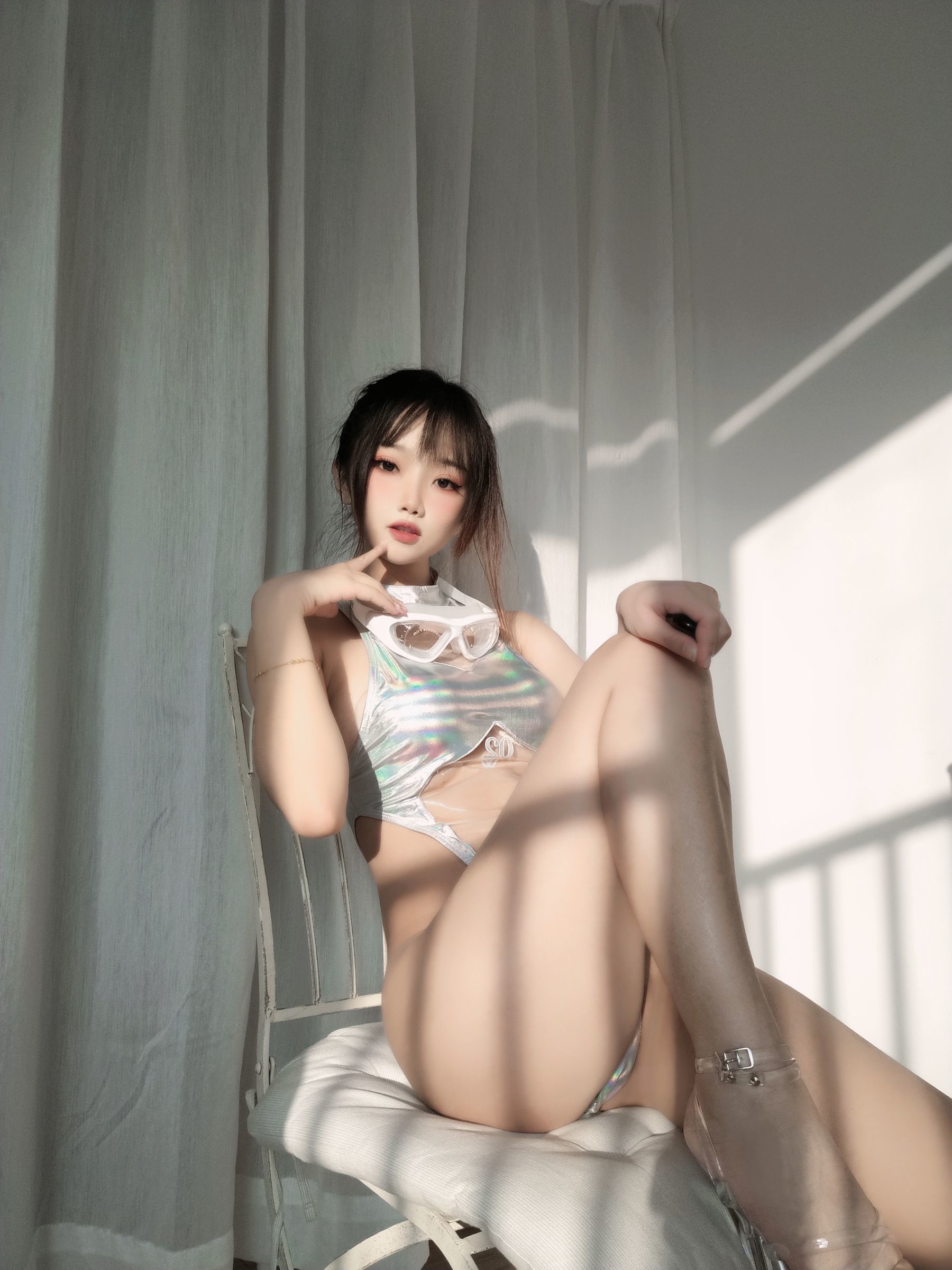 白嫩美少女鬼畜瑶 – 镭射竞泳 Cosplay-第5张