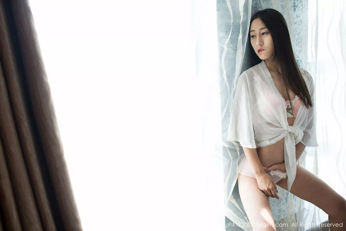 [XiuRen秀人网]第802期雨涵Iris写真  第5张-《94零社区》