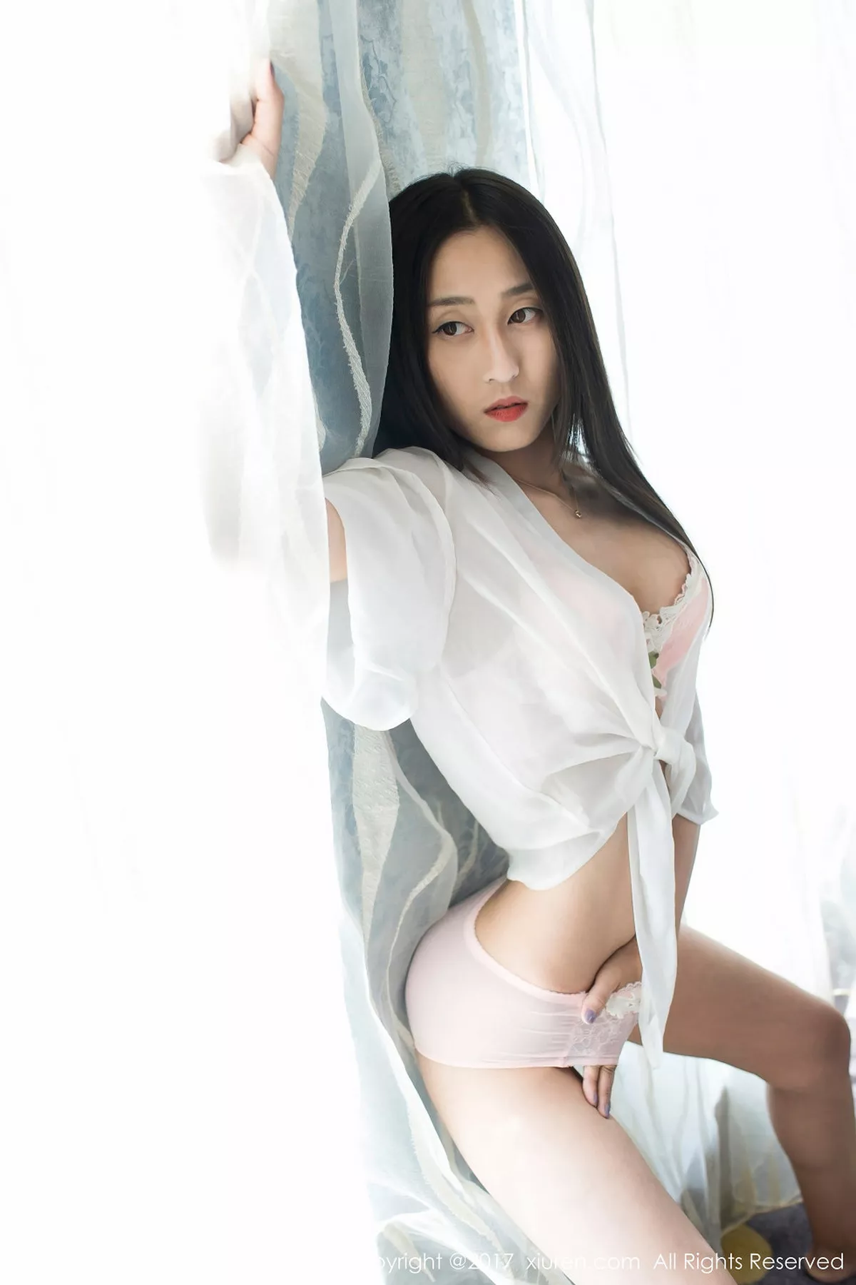 [XiuRen秀人网]第802期雨涵Iris写真  第9张-《94零社区》