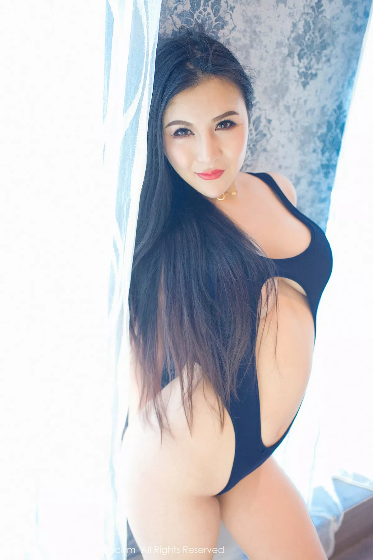 [XiuRen秀人网]第829期MODEL伊若写真  第21张-《94零社区》