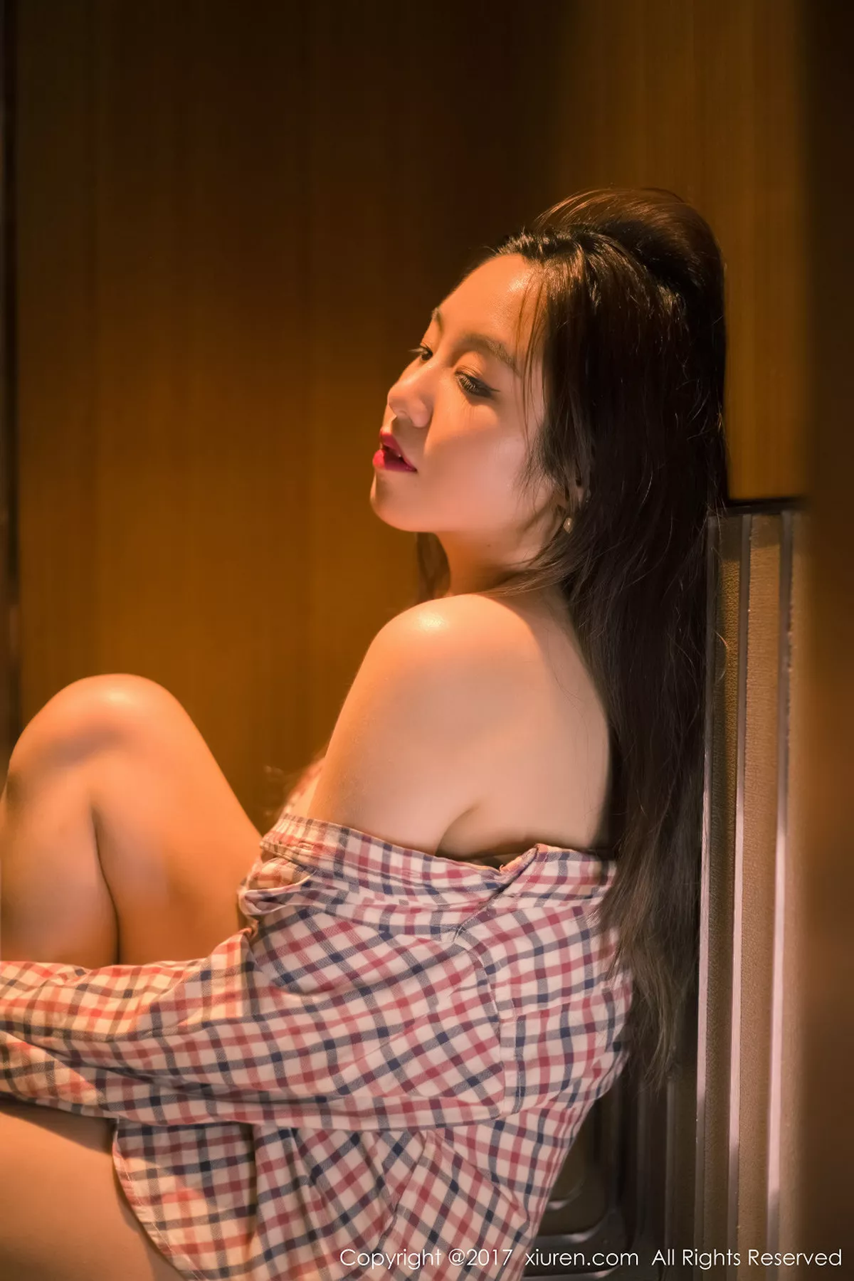 [XiuRen秀人网]第823期吃白菜的vi菜菜写真  第6张-《94零社区》