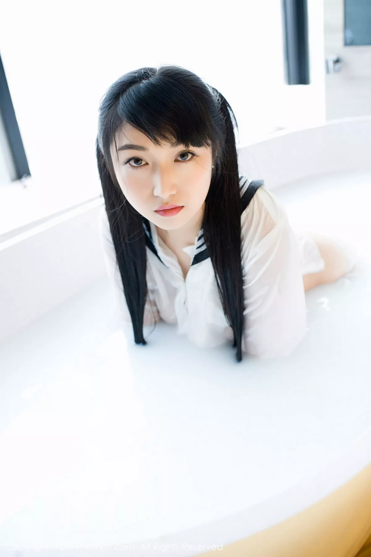 [XiuRen秀人网]第853期盼盼龙女写真  第1张-《94零社区》