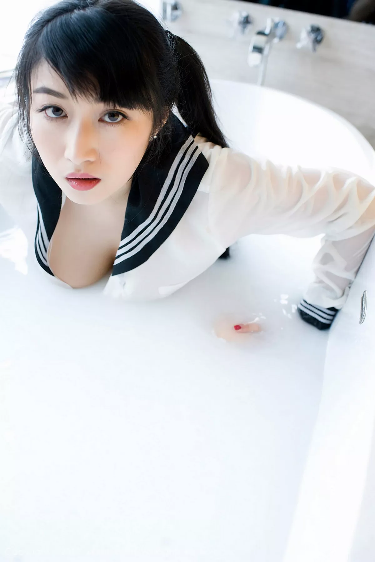 [XiuRen秀人网]第853期盼盼龙女写真  第24张-《94零社区》