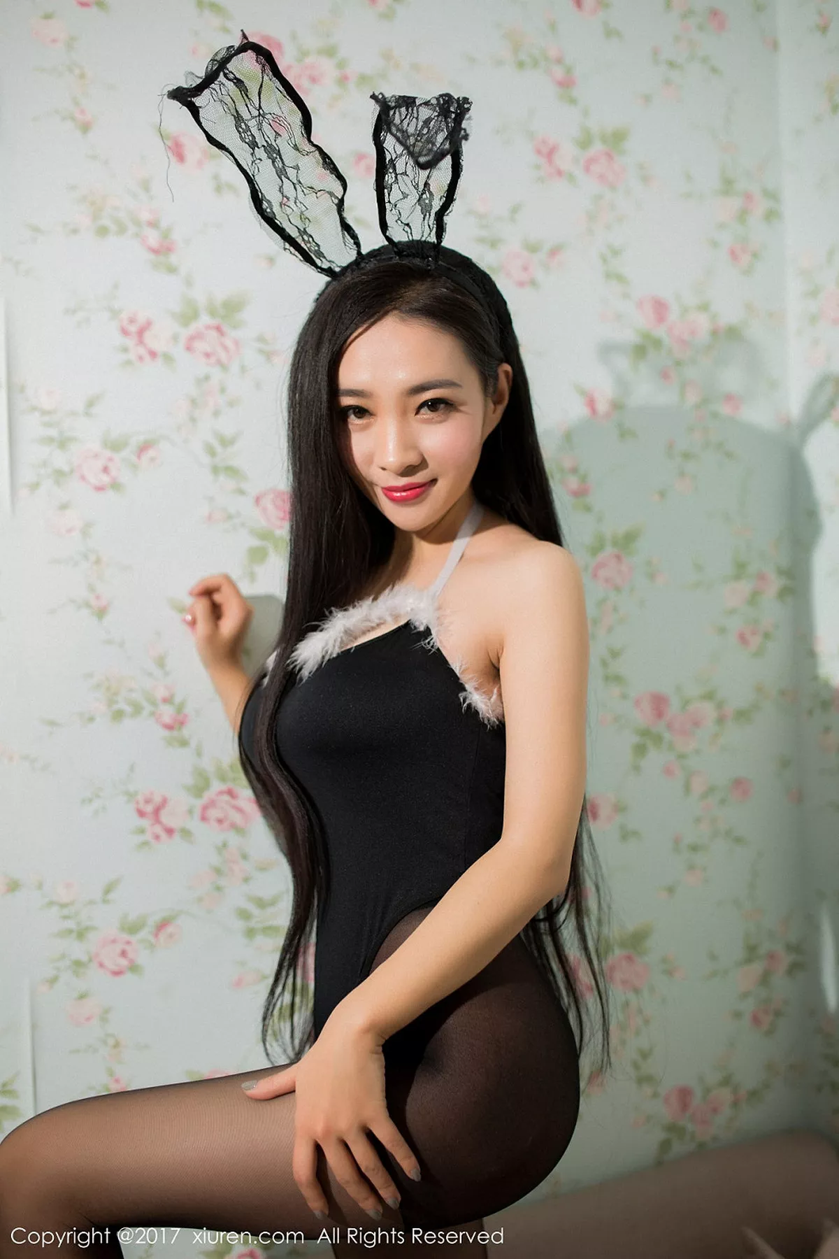 [XiuRen秀人网]第877期艾儿写真  第2张-《94零社区》