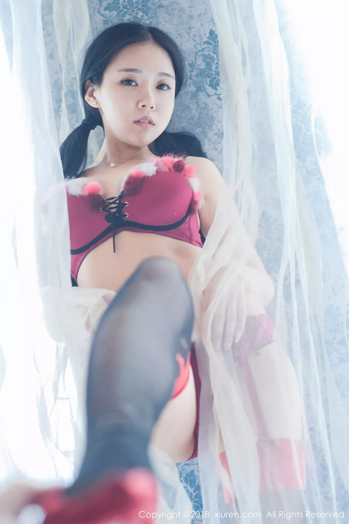 [XiuRen秀人网]第932期红气球写真  第11张-《94零社区》