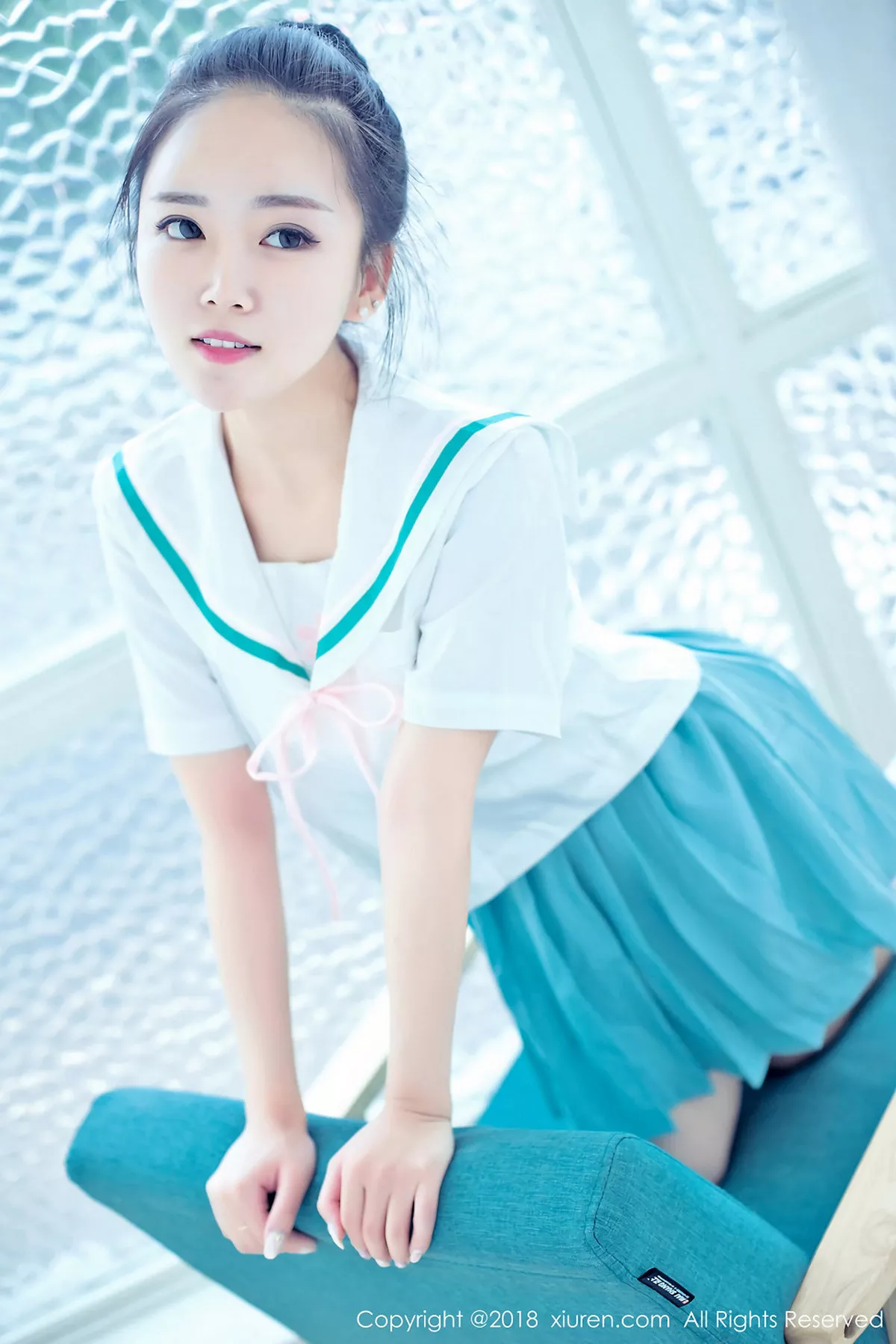 [XiuRen秀人网]第932期红气球写真  第15张-《94零社区》