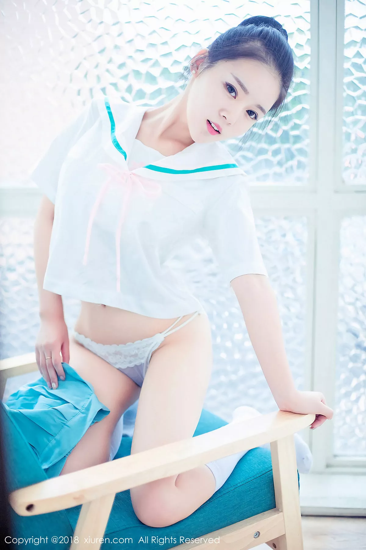 [XiuRen秀人网]第932期红气球写真  第17张-《94零社区》