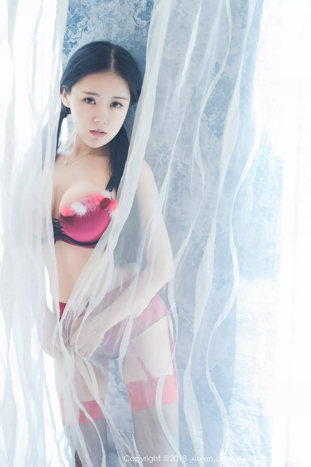 [XiuRen秀人网]第932期红气球写真  第33张-《94零社区》