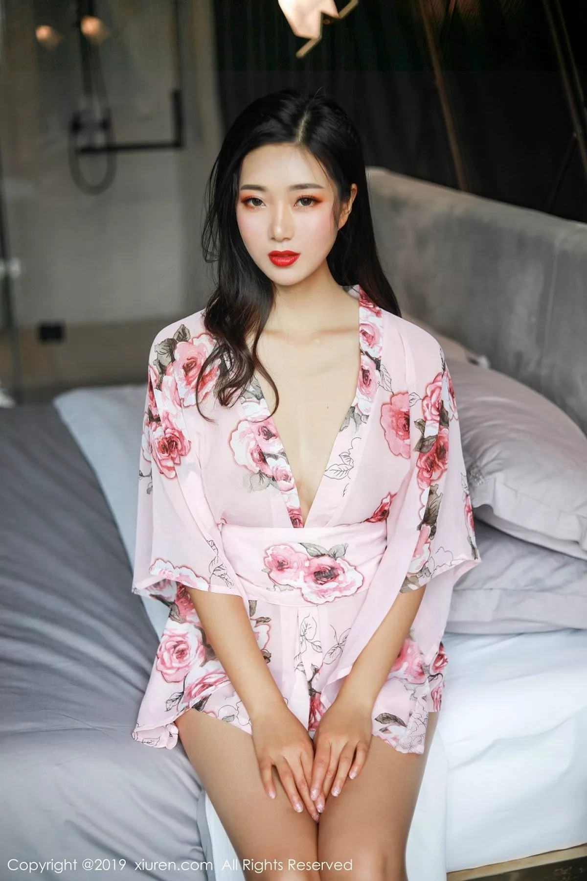 [XiuRen秀人网]第1382期宋-KiKi写真  第1张-《94零社区》