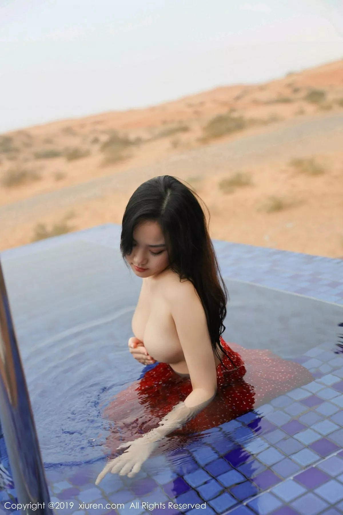 [XiuRen秀人网]第1388期徐微微写真  第7张-《94零社区》