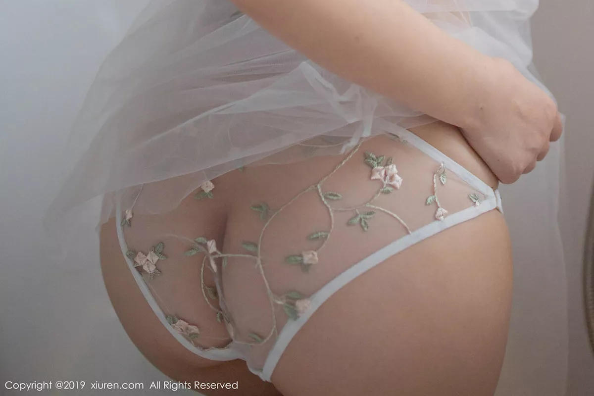 [XiuRen秀人网]第1514期Evelyn艾莉写真  第11张-《94零社区》