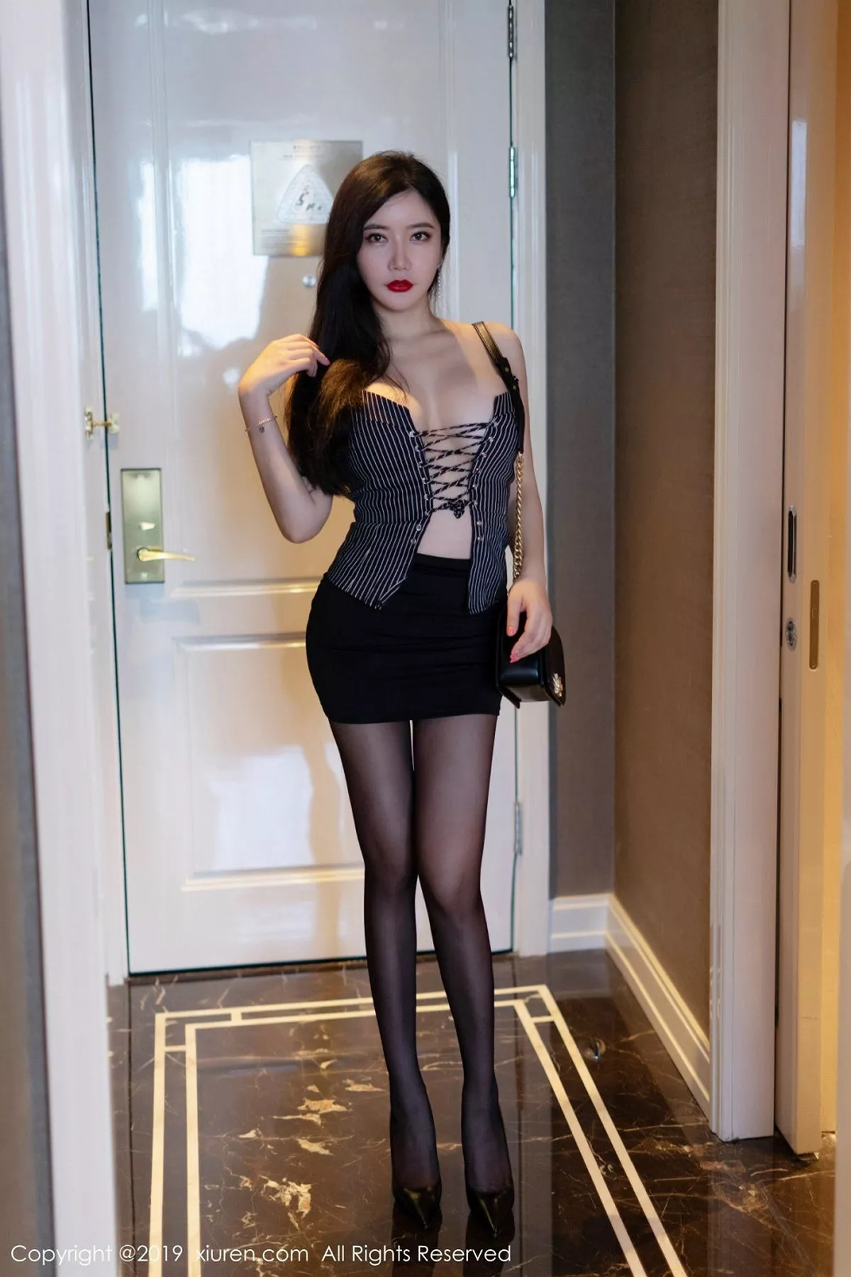 [XiuRen秀人网]第1530期心妍小公主写真  第2张-《94零社区》