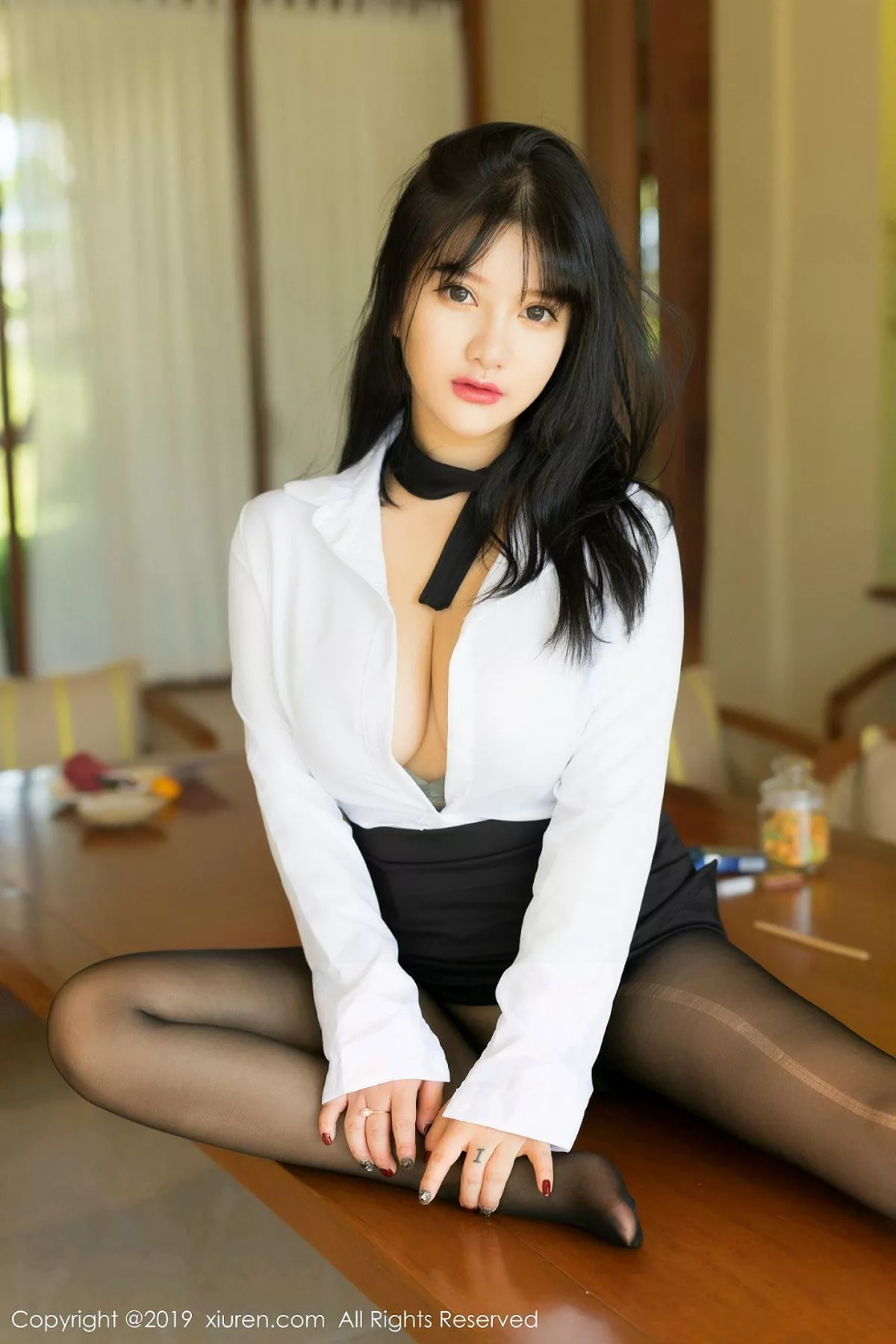 [XiuRen秀人网]第1653期小尤奈写真  第2张-《94零社区》