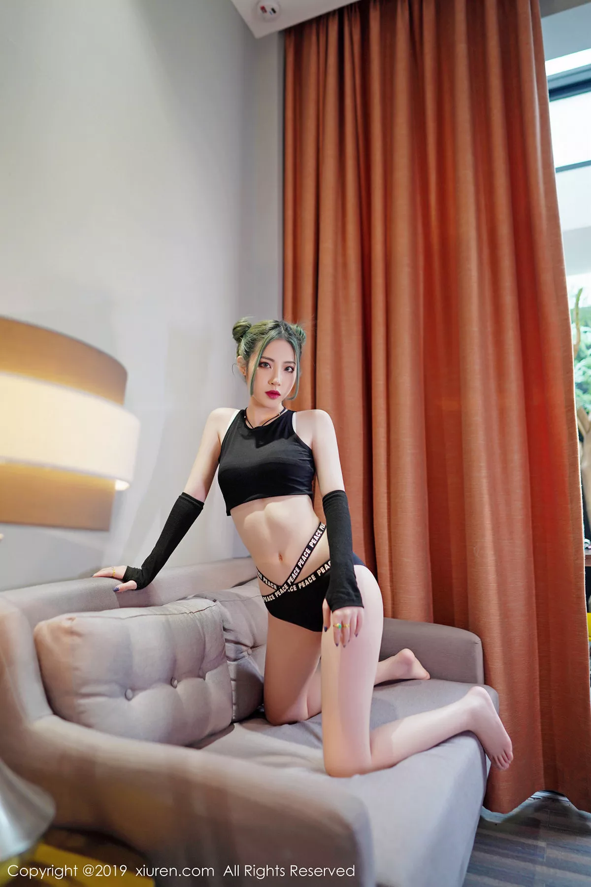 [XiuRen秀人网]第1644期贾诗晗写真  第32张-《94零社区》