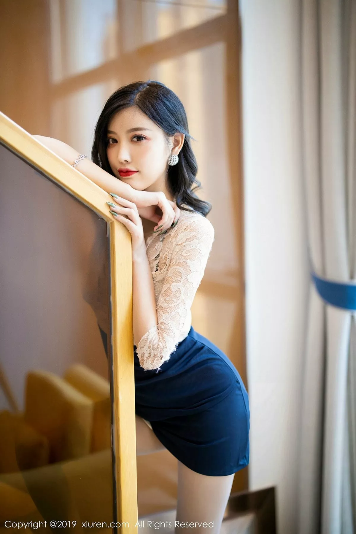 [XiuRen秀人网]第1717期杨晨晨写真  第3张-《94零社区》