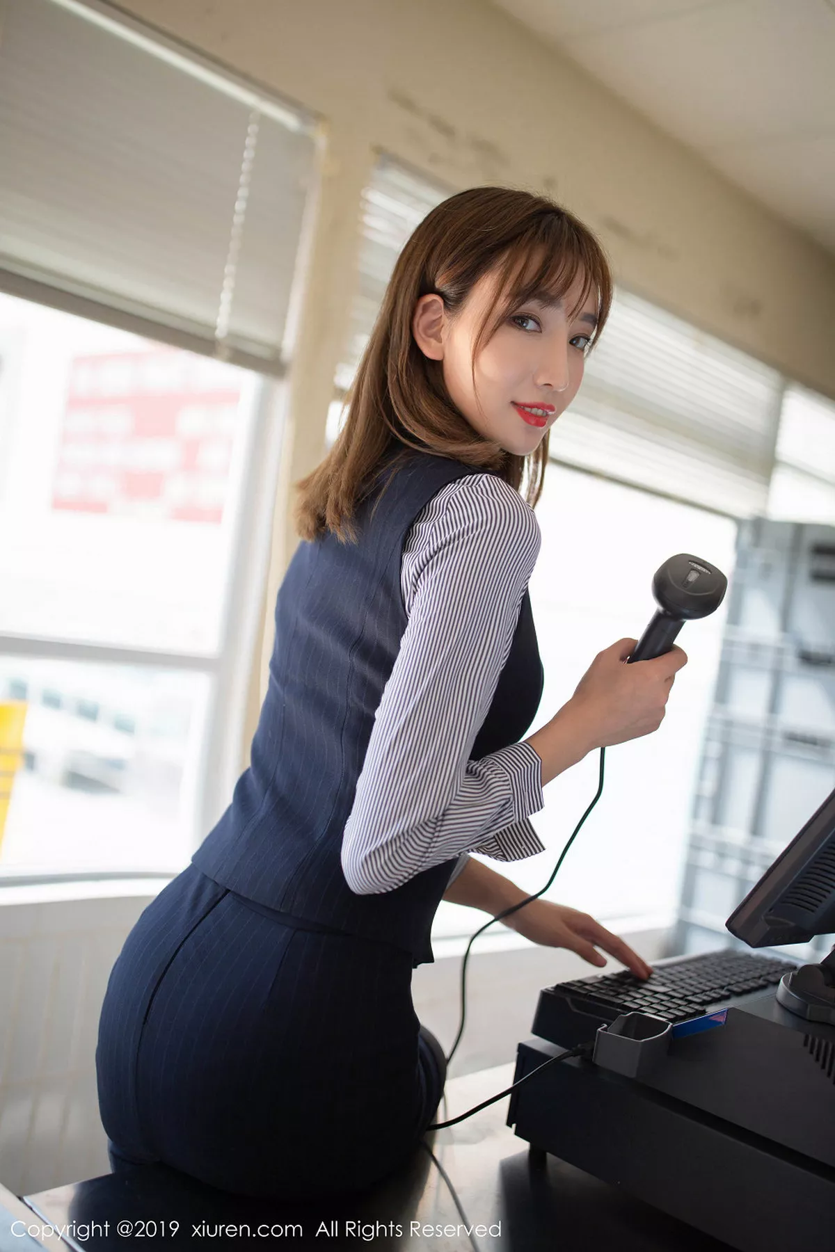 [XiuRen秀人网]第1748期陆萱萱写真  第7张-《94零社区》