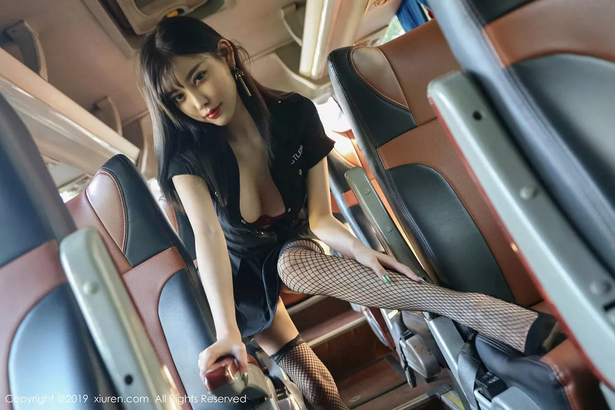 [XiuRen秀人网]第1771期杨晨晨写真  第14张-《94零社区》
