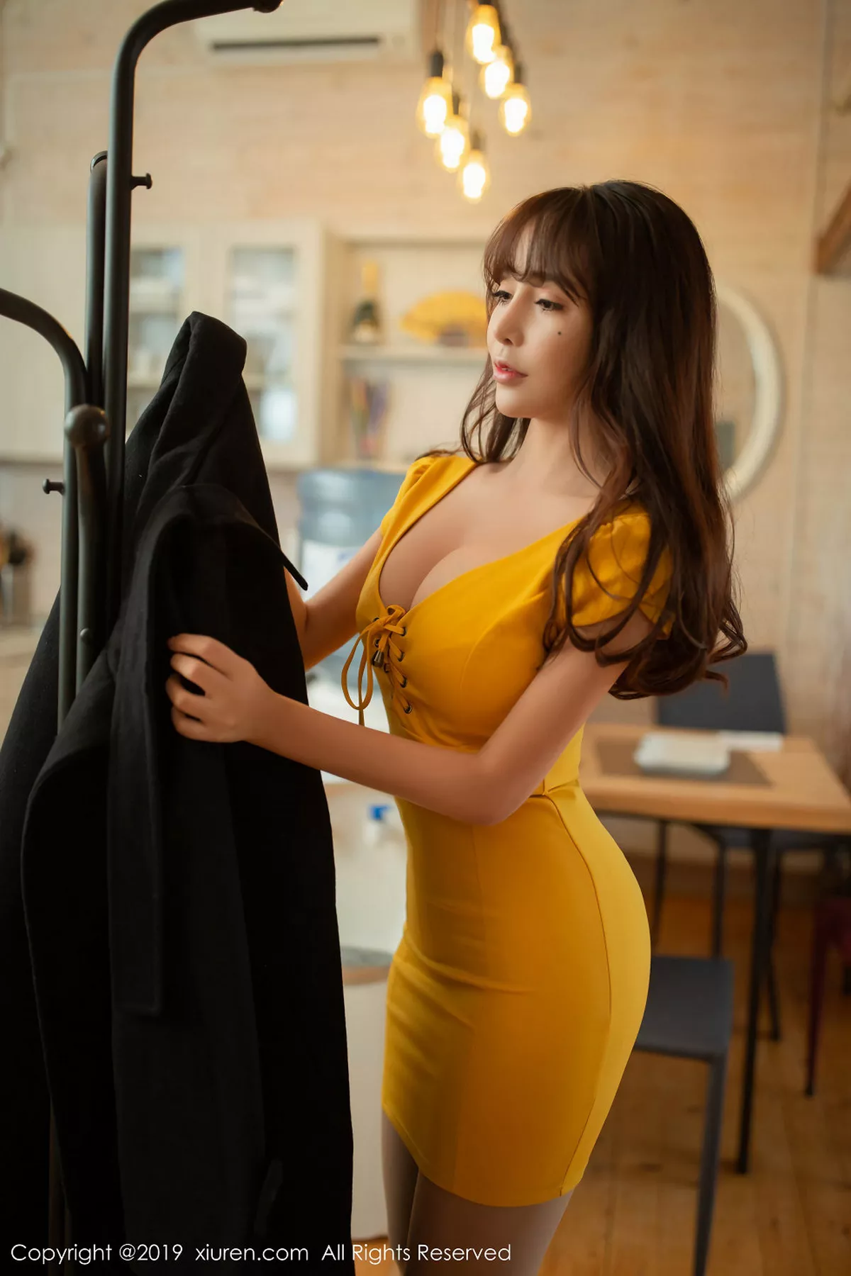 [XiuRen秀人网]第1877期陶喜乐写真  第2张-《94零社区》