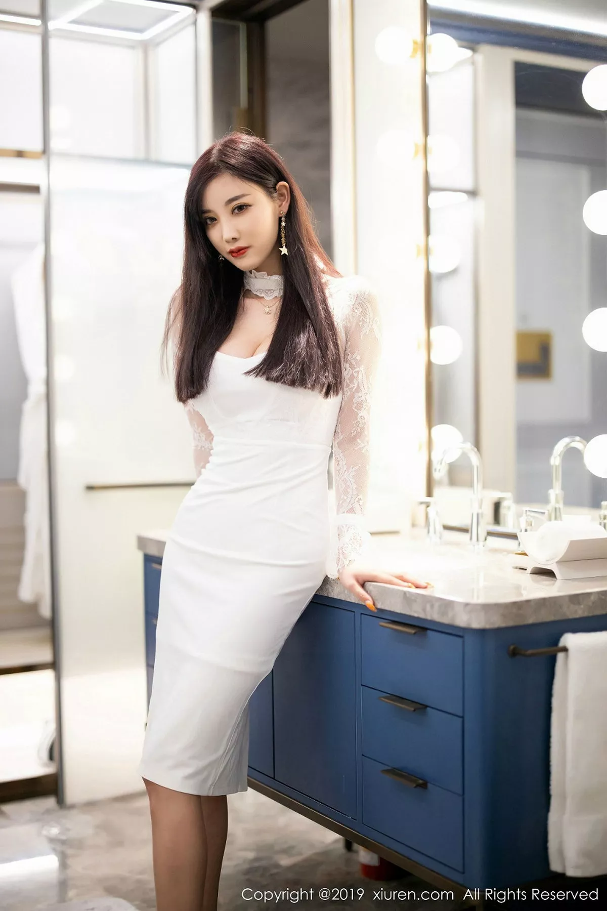 [XiuRen秀人网]第1884期杨晨晨写真  第1张-《94零社区》