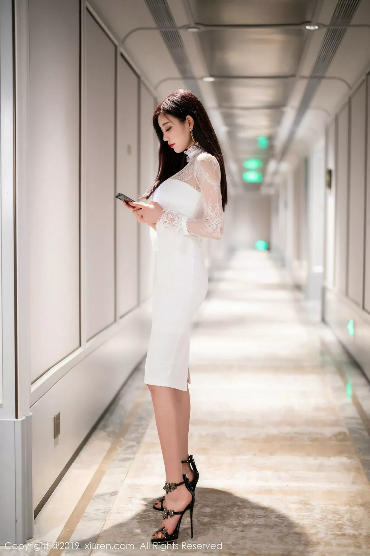 [XiuRen秀人网]第1884期杨晨晨写真  第25张-《94零社区》