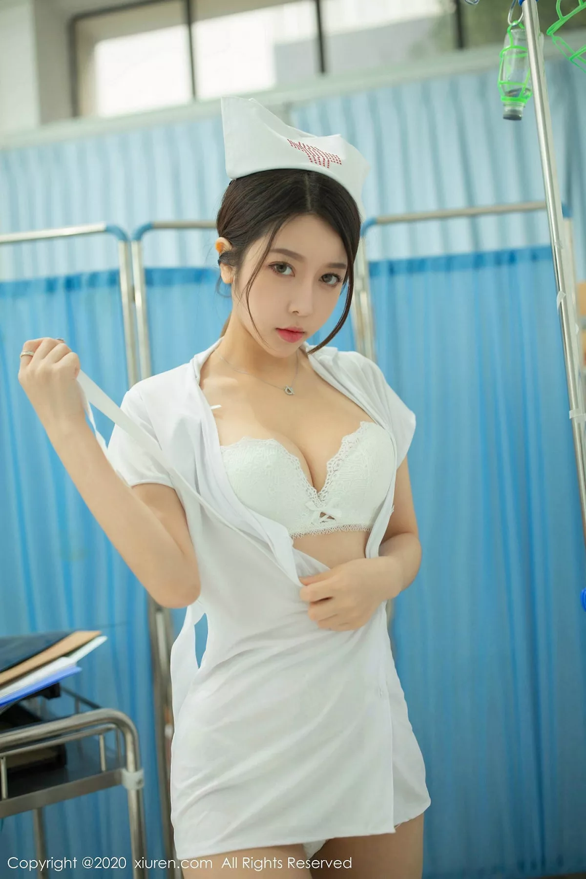 [XiuRen秀人网]第1941期夏诗诗写真  第25张-《94零社区》