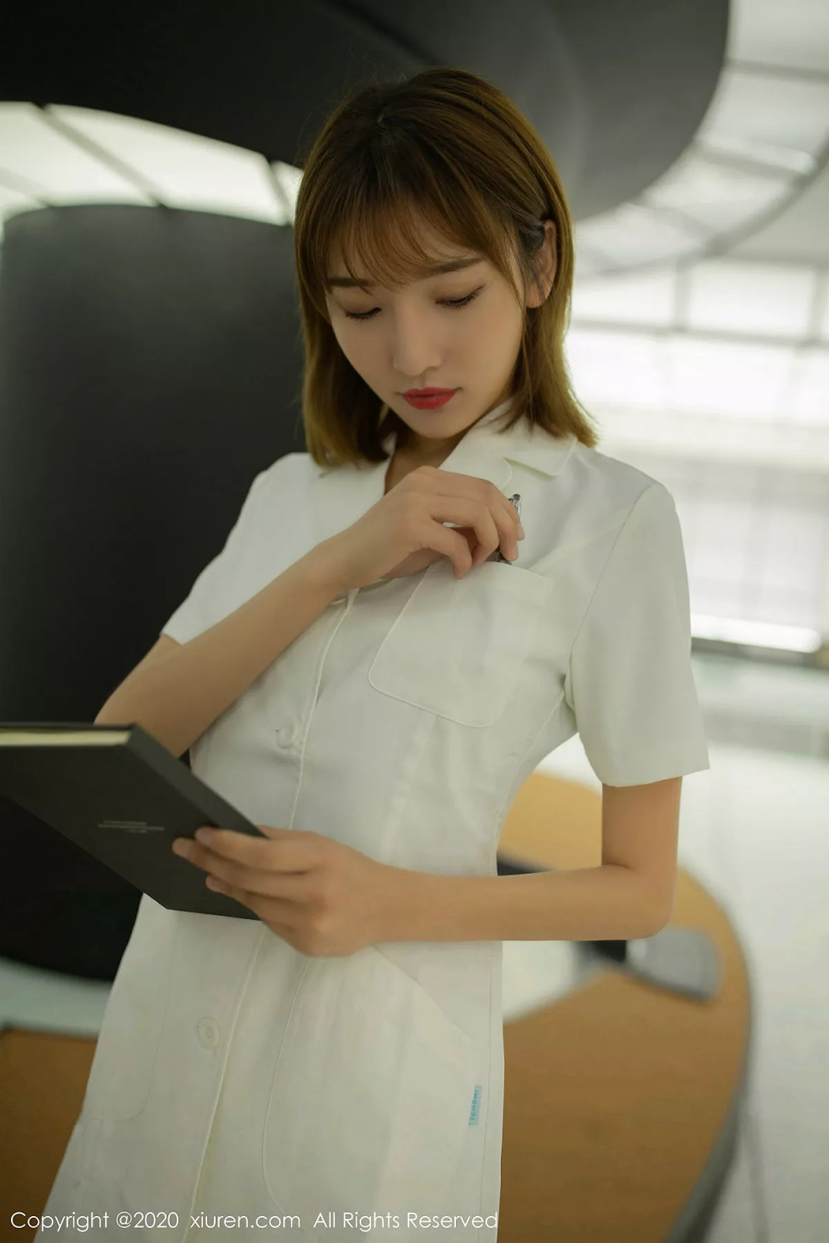 [XiuRen秀人网]第1931期陆萱萱写真  第1张-《94零社区》
