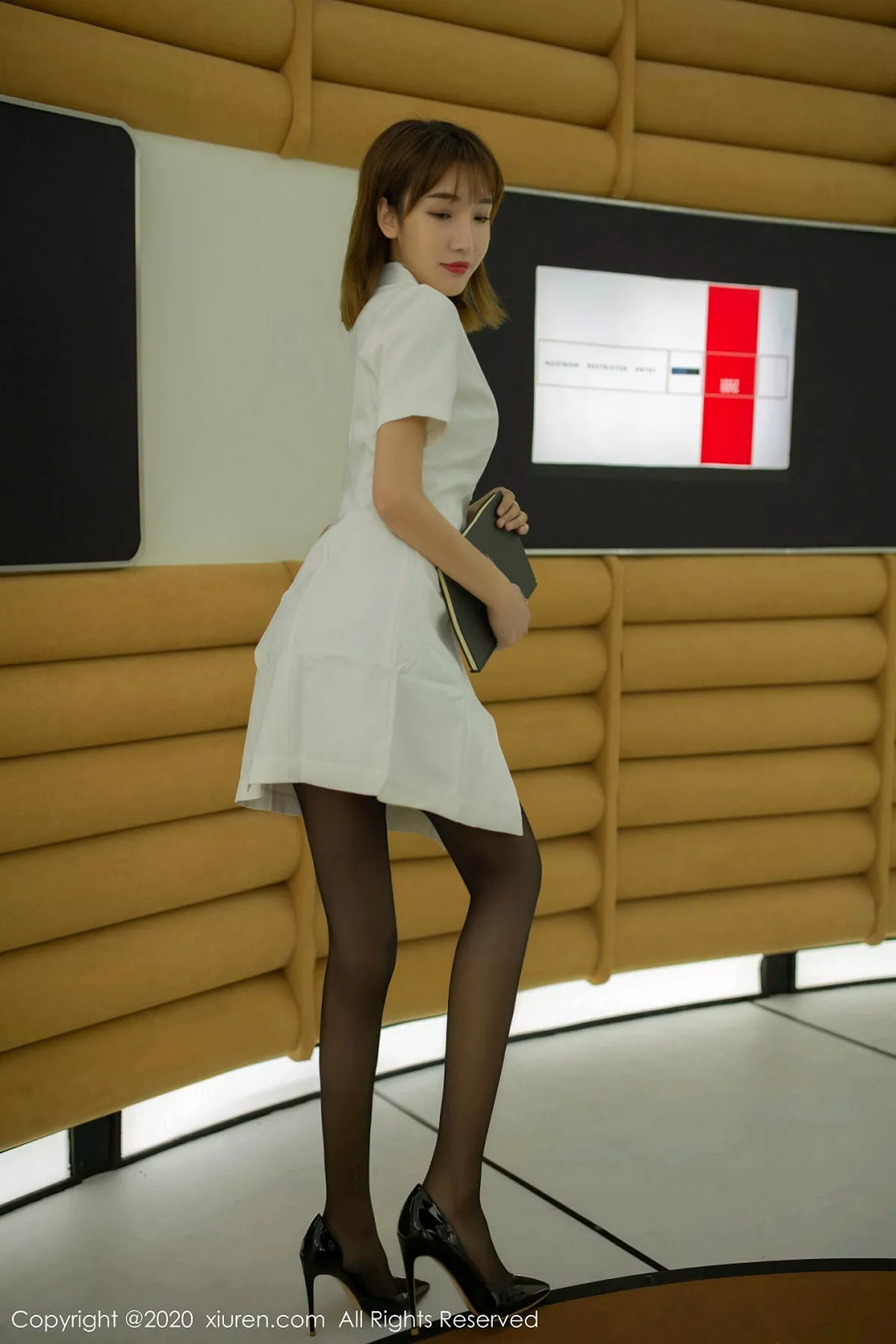 [XiuRen秀人网]第1931期陆萱萱写真  第13张-《94零社区》