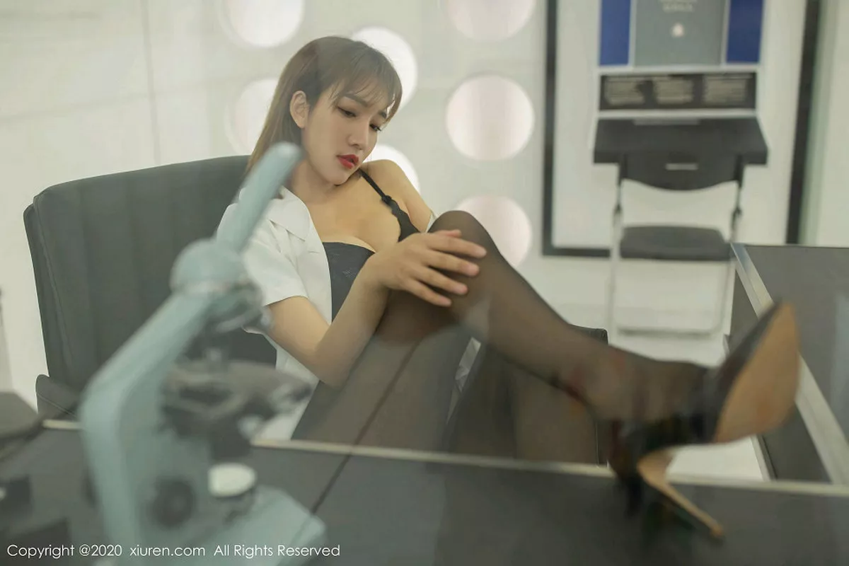 [XiuRen秀人网]第1931期陆萱萱写真  第28张-《94零社区》