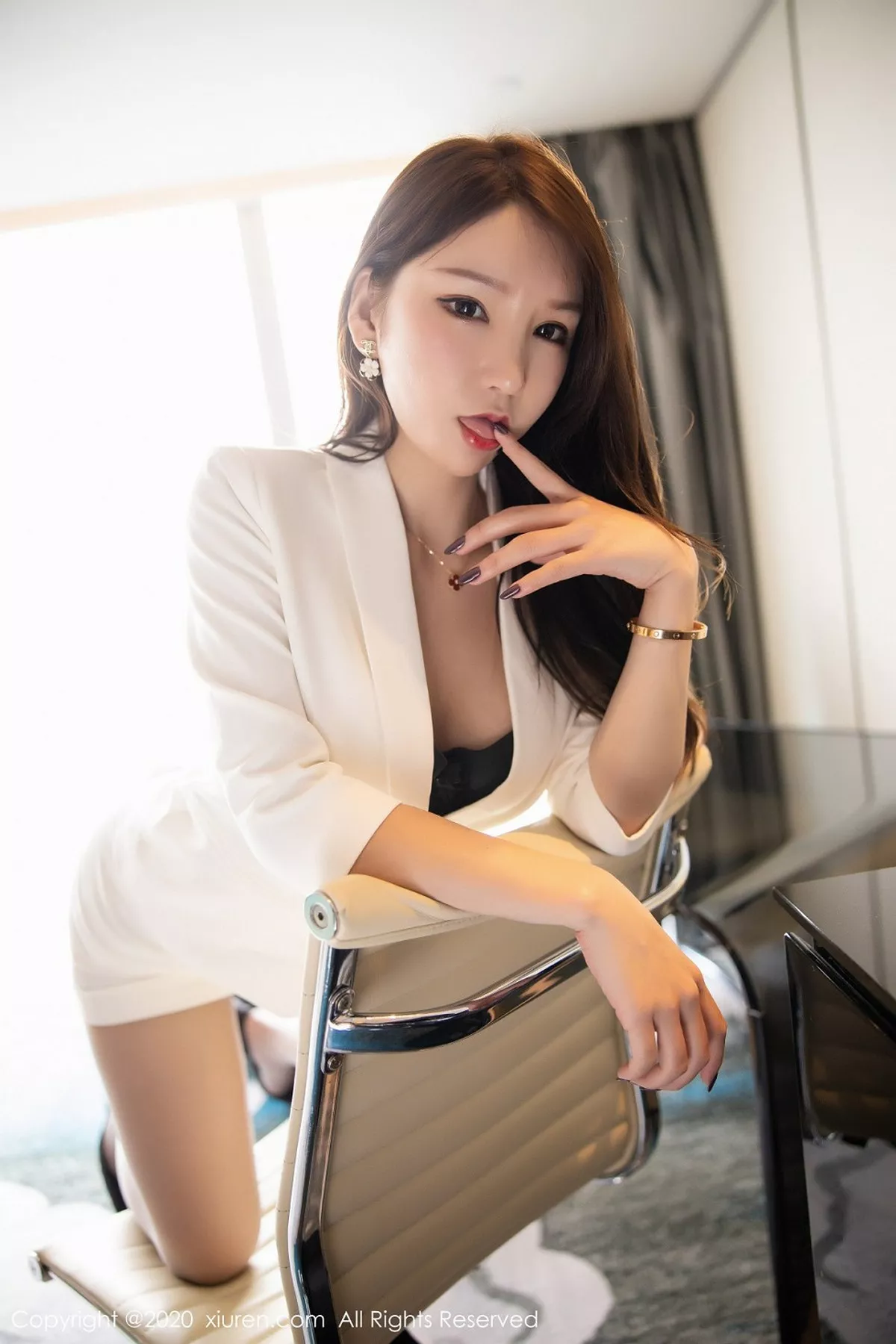 [XiuRen秀人网]第2031期周于希写真  第22张-《94零社区》