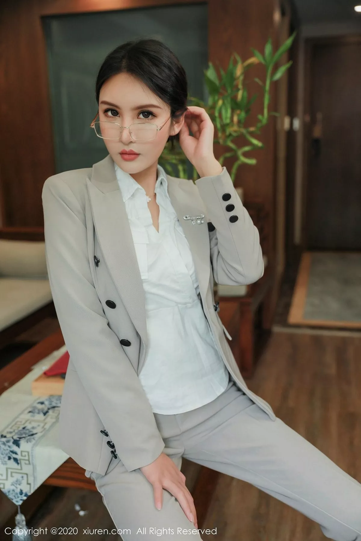 [XiuRen秀人网]第2098期顾奈奈写真  第13张-《94零社区》