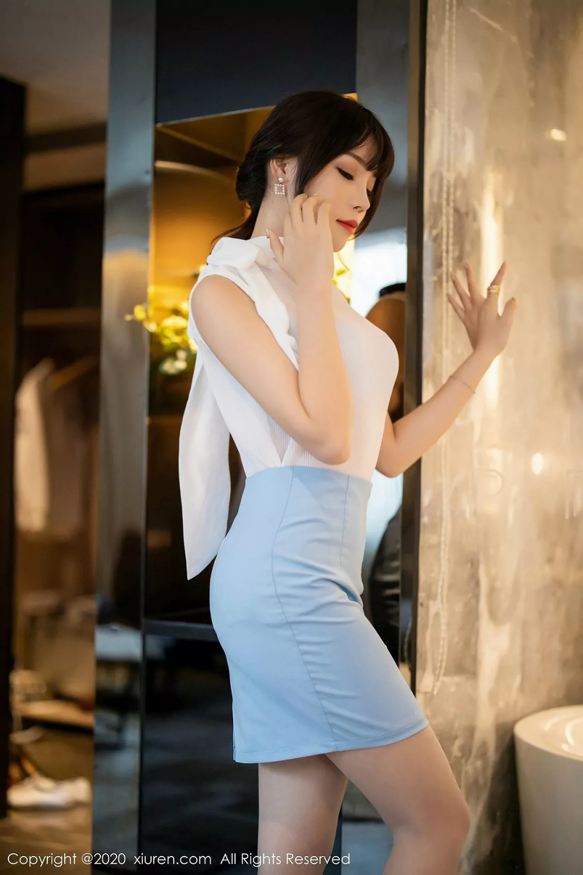 [XiuRen秀人网]第2107期芝芝Booty写真  第15张-《94零社区》