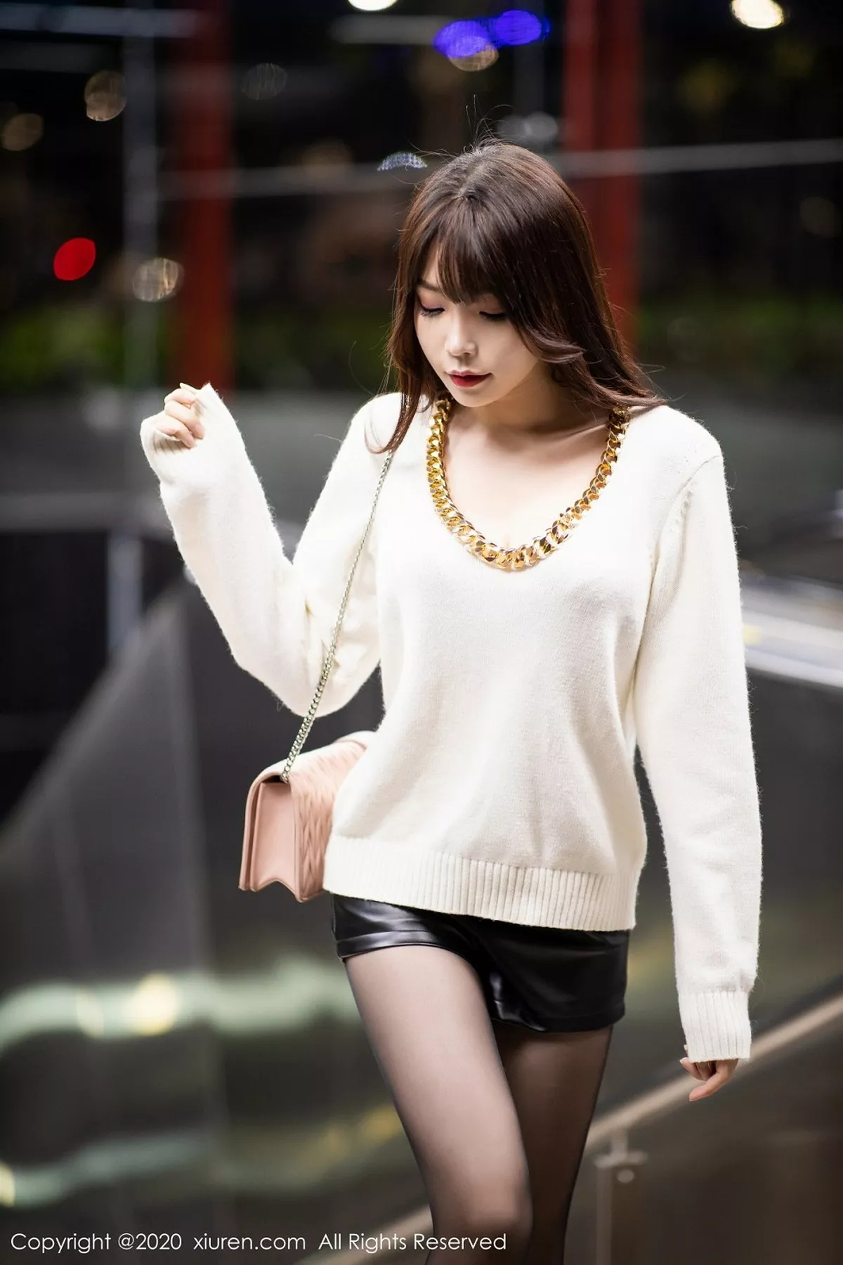 [XiuRen秀人网]第2133期芝芝Booty写真  第7张-《94零社区》