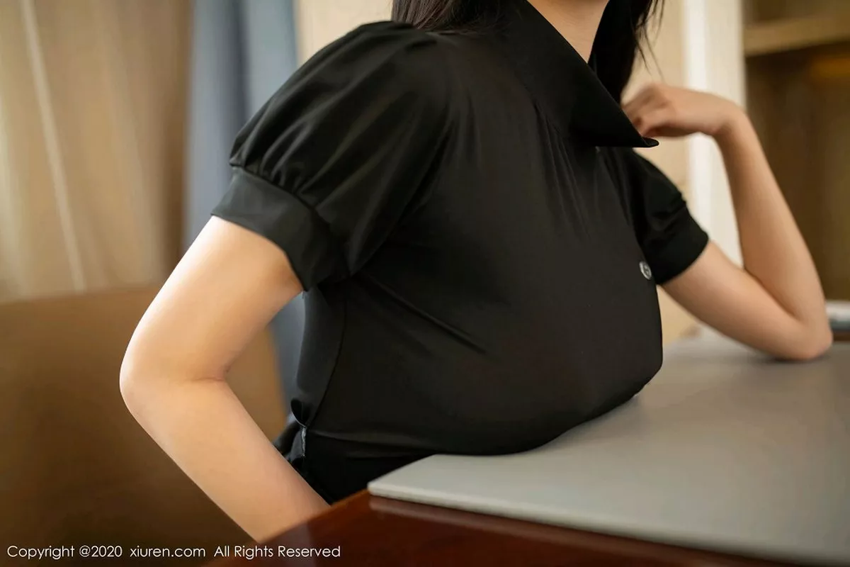 [XiuRen秀人网]第2197期安然写真  第4张-《94零社区》