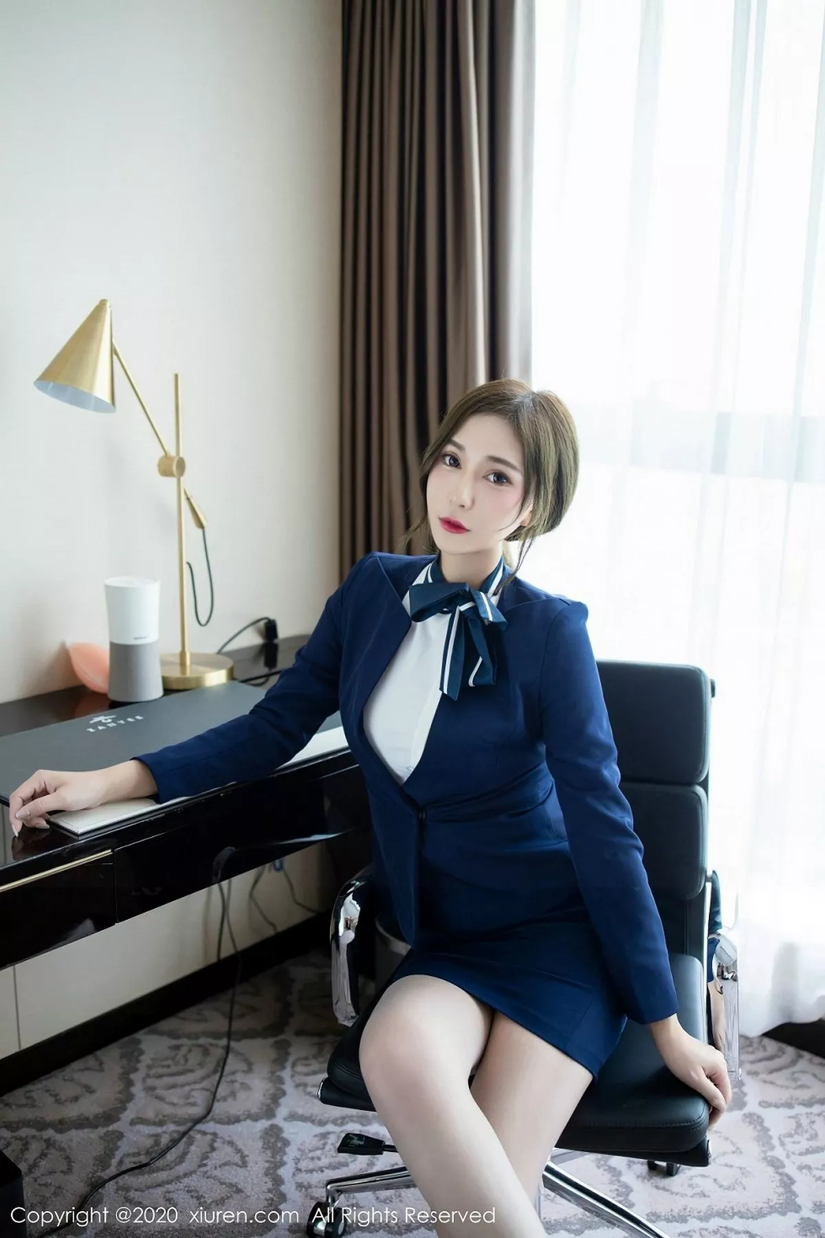 [XiuRen秀人网]第2221期Lavinia肉写真  第19张-《94零社区》