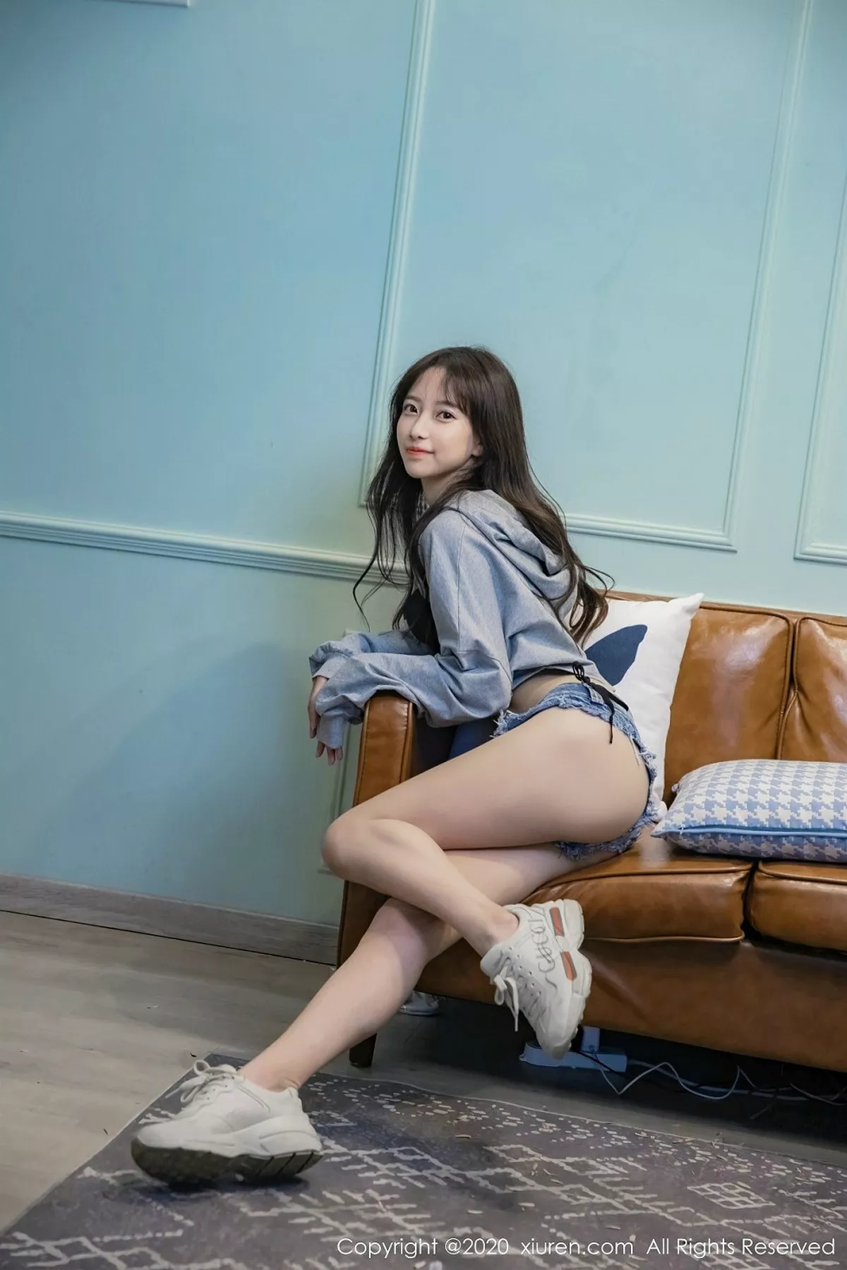 [XiuRen秀人网]第2203期bunny七七写真  第1张-《94零社区》