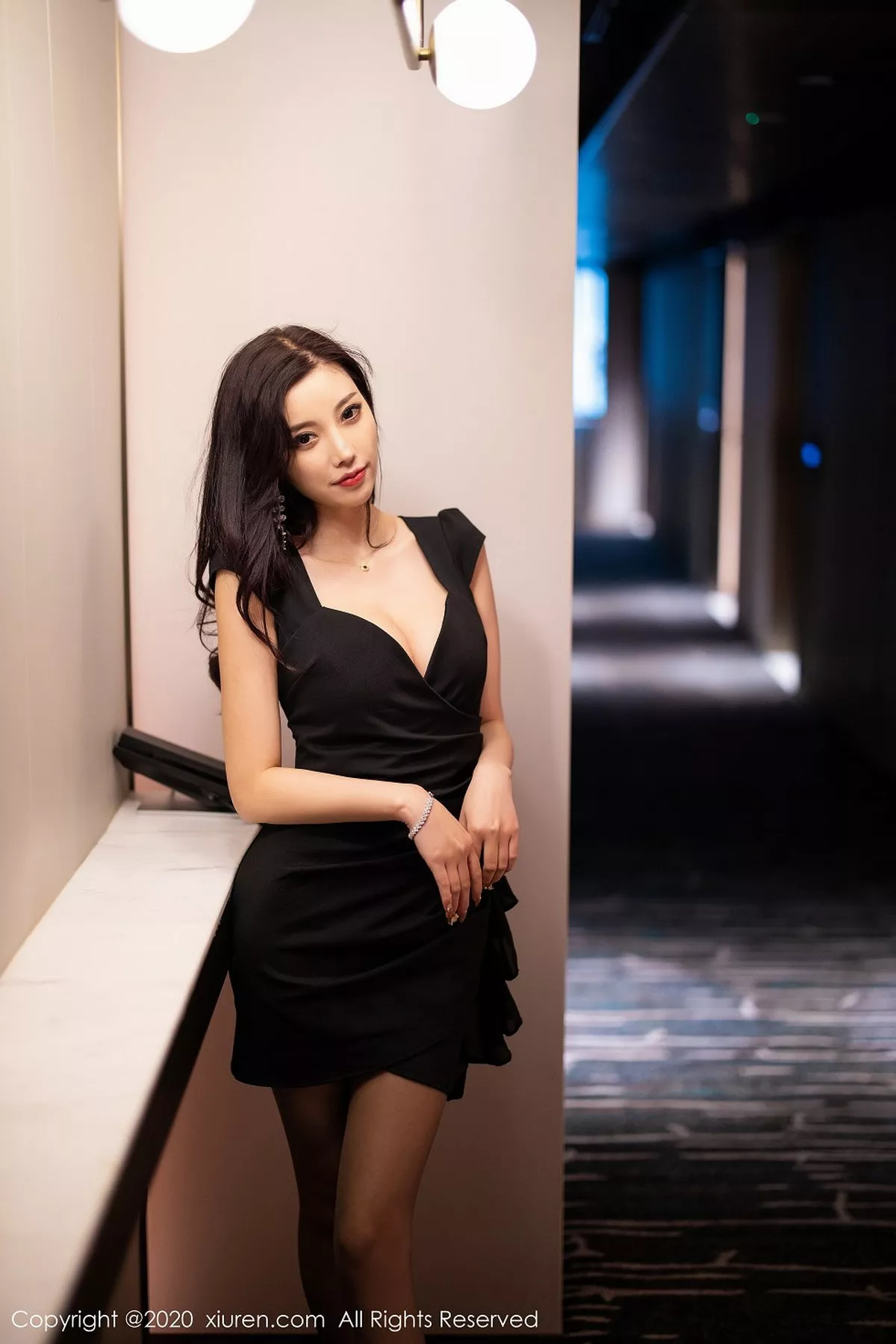 [XiuRen秀人网]第2241期杨晨晨写真  第13张-《94零社区》