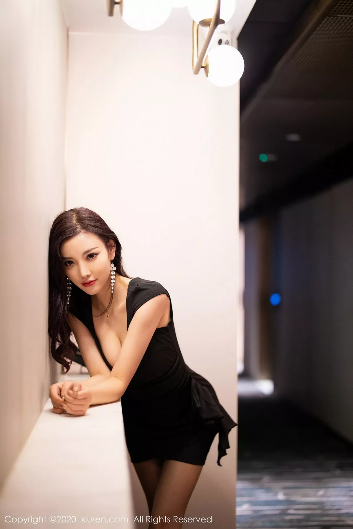 [XiuRen秀人网]第2241期杨晨晨写真  第16张-《94零社区》