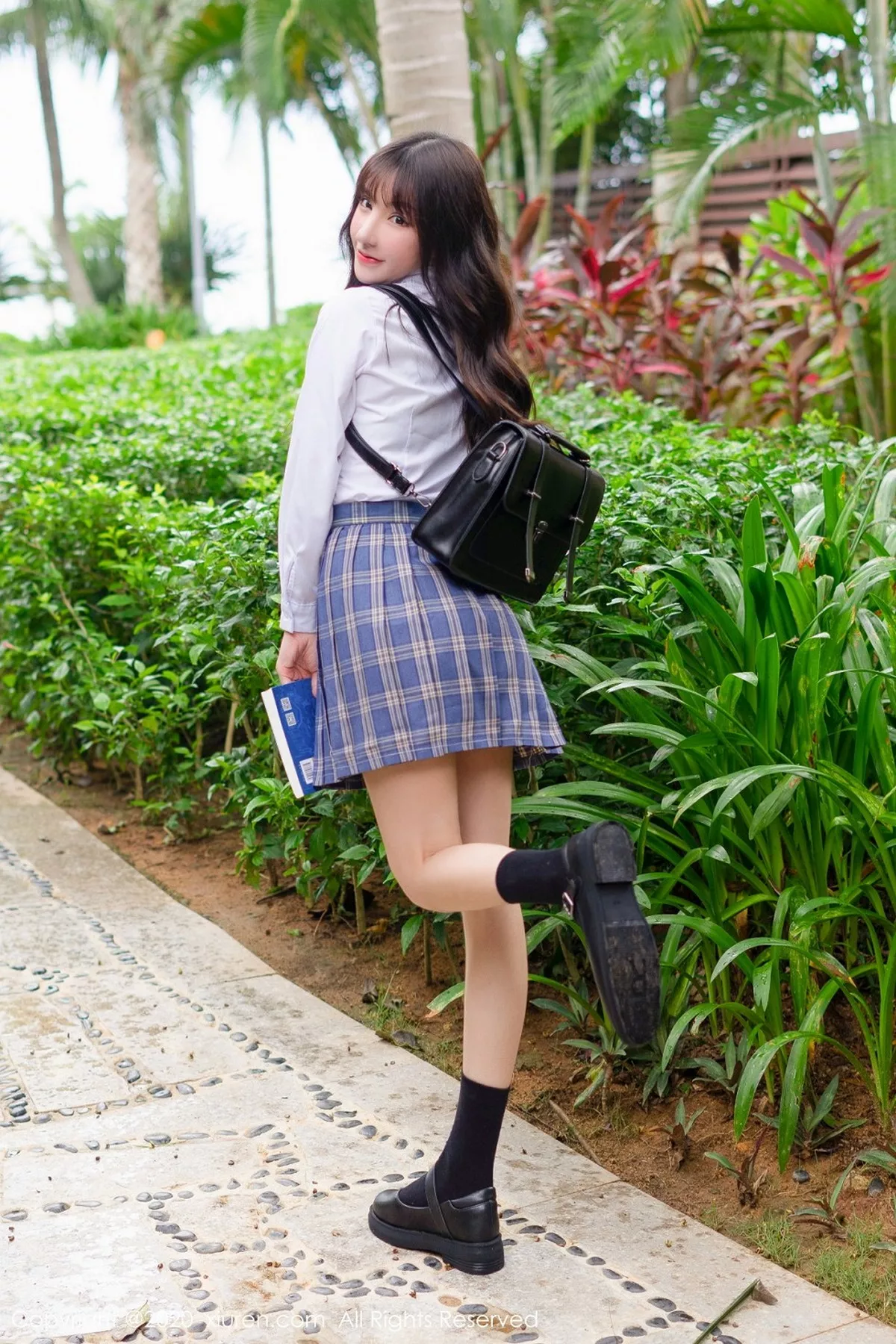 [XiuRen秀人网]第2290期周于希写真  第3张-《94零社区》