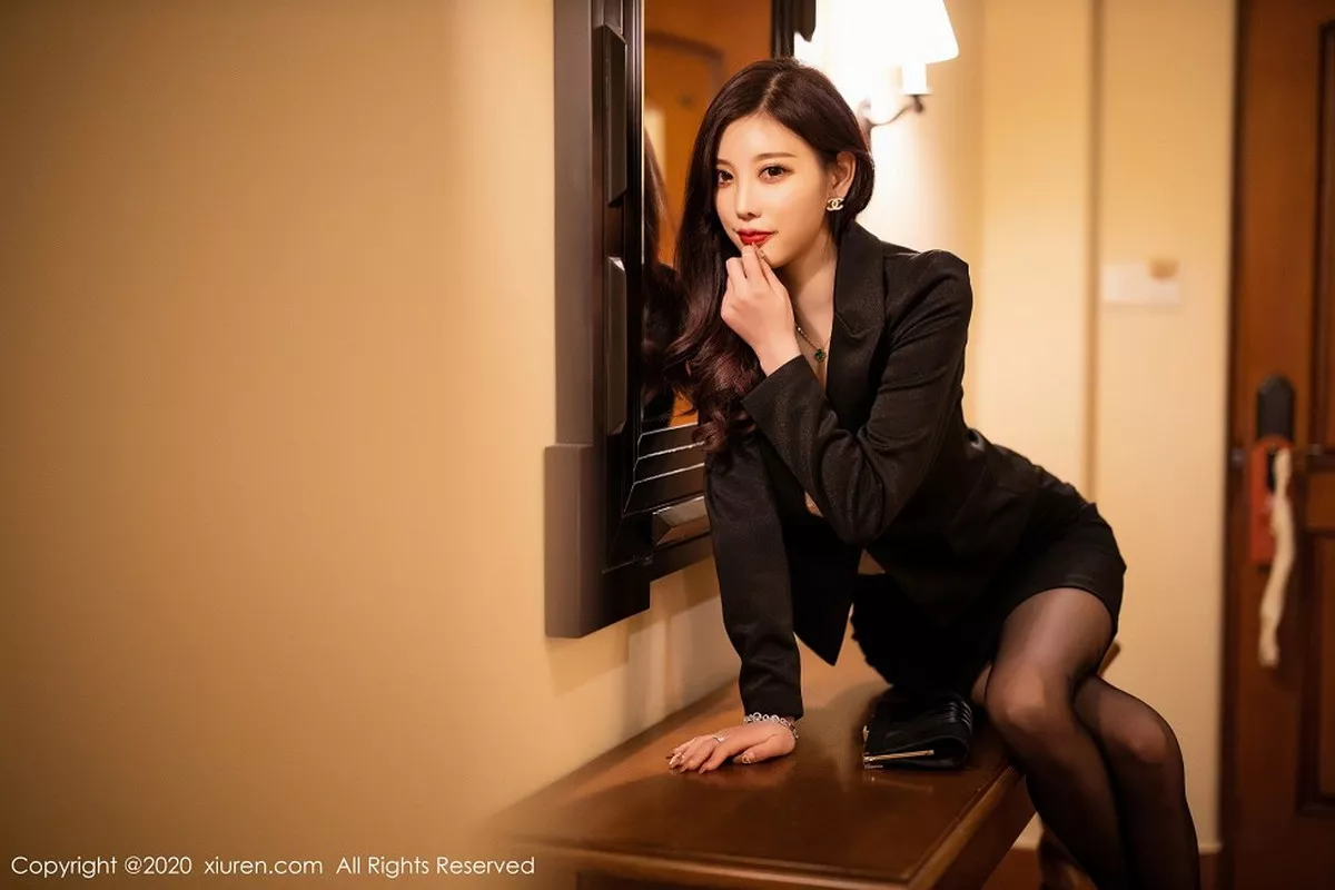 [XiuRen秀人网]第2347期杨晨晨写真  第33张-《94零社区》