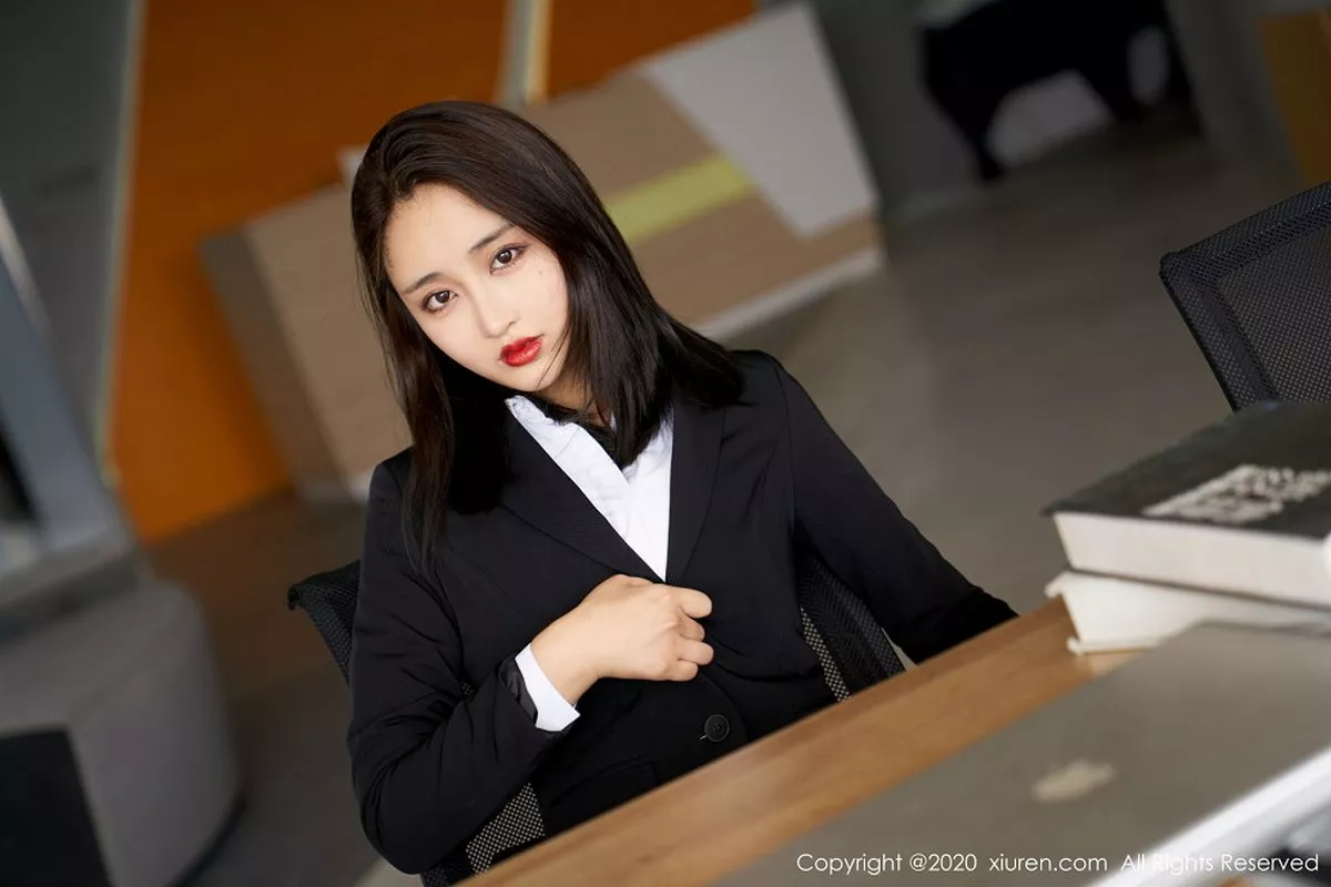 [XiuRen秀人网]第2392期林子欣写真  第8张-《94零社区》