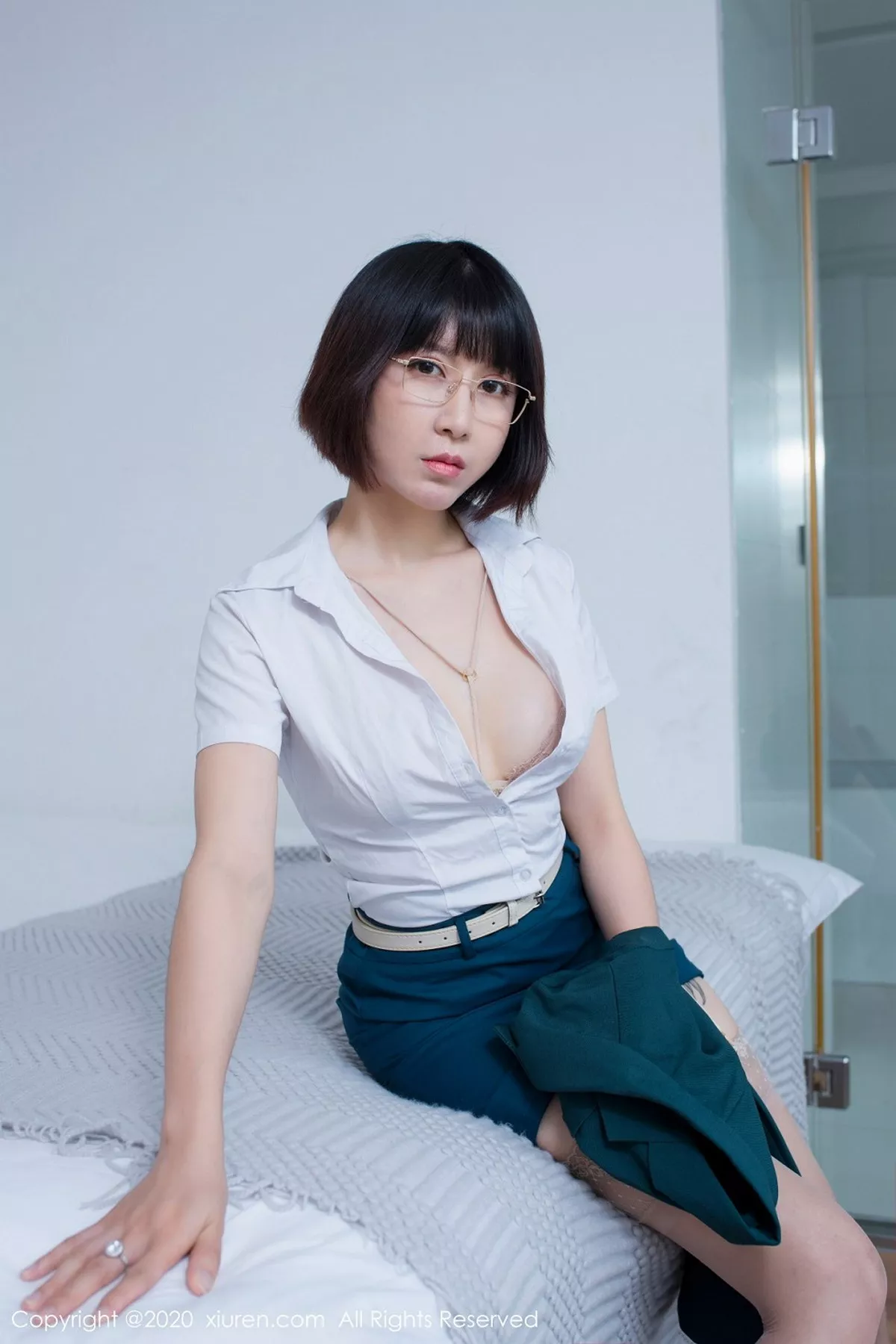 [XiuRen秀人网]第2390期安妮斯朵拉写真  第9张-《94零社区》