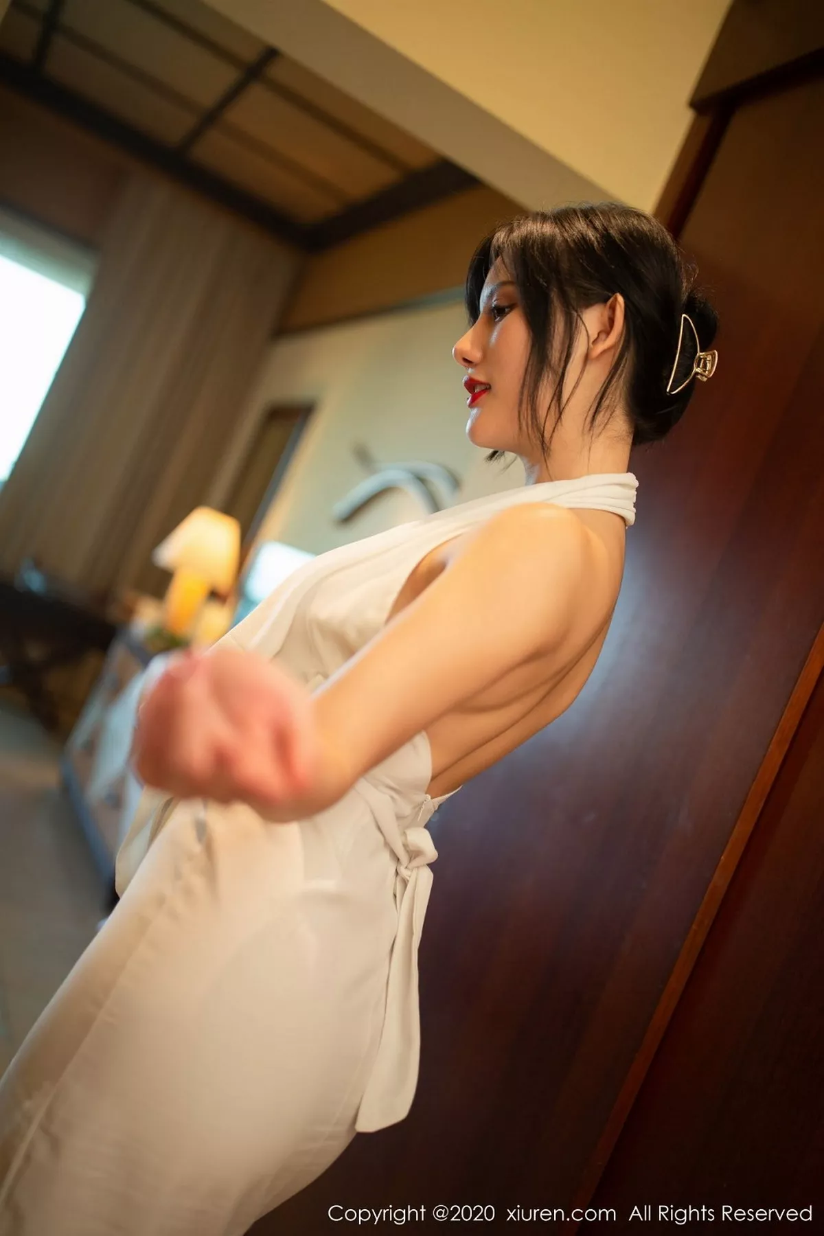 [XiuRen秀人网]第2389期就是阿朱啊写真  第24张-《94零社区》