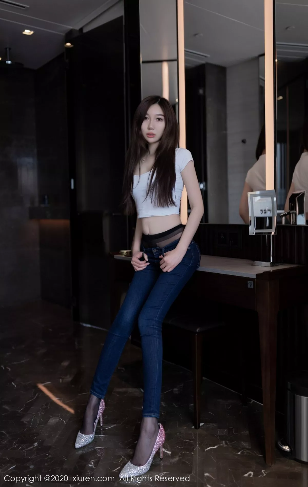 [XiuRen秀人网]第2406期Victoria志玲写真  第12张-《94零社区》